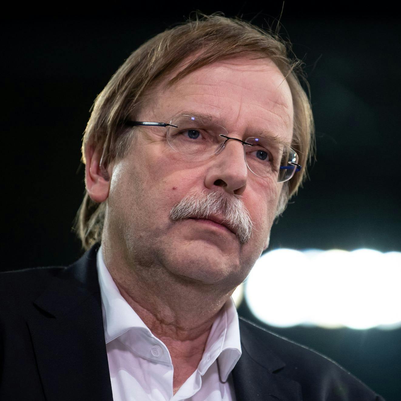 Rainer Koch ist Interimschef des DFB. Seit 1996 hatte er verschiedene Posten in der Fußballzentrale.