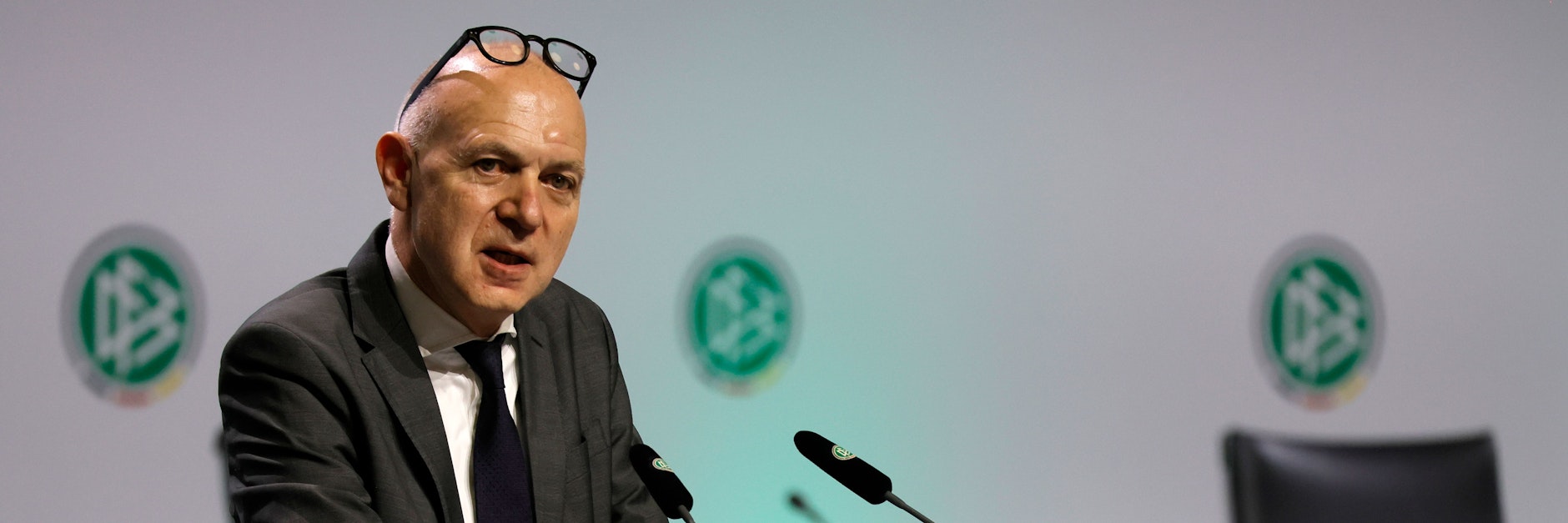 Bernd Neuendorf will als neuer DFB-Präsident endlich für Ruhe im größten Sportfachverband der Welt sorgen.