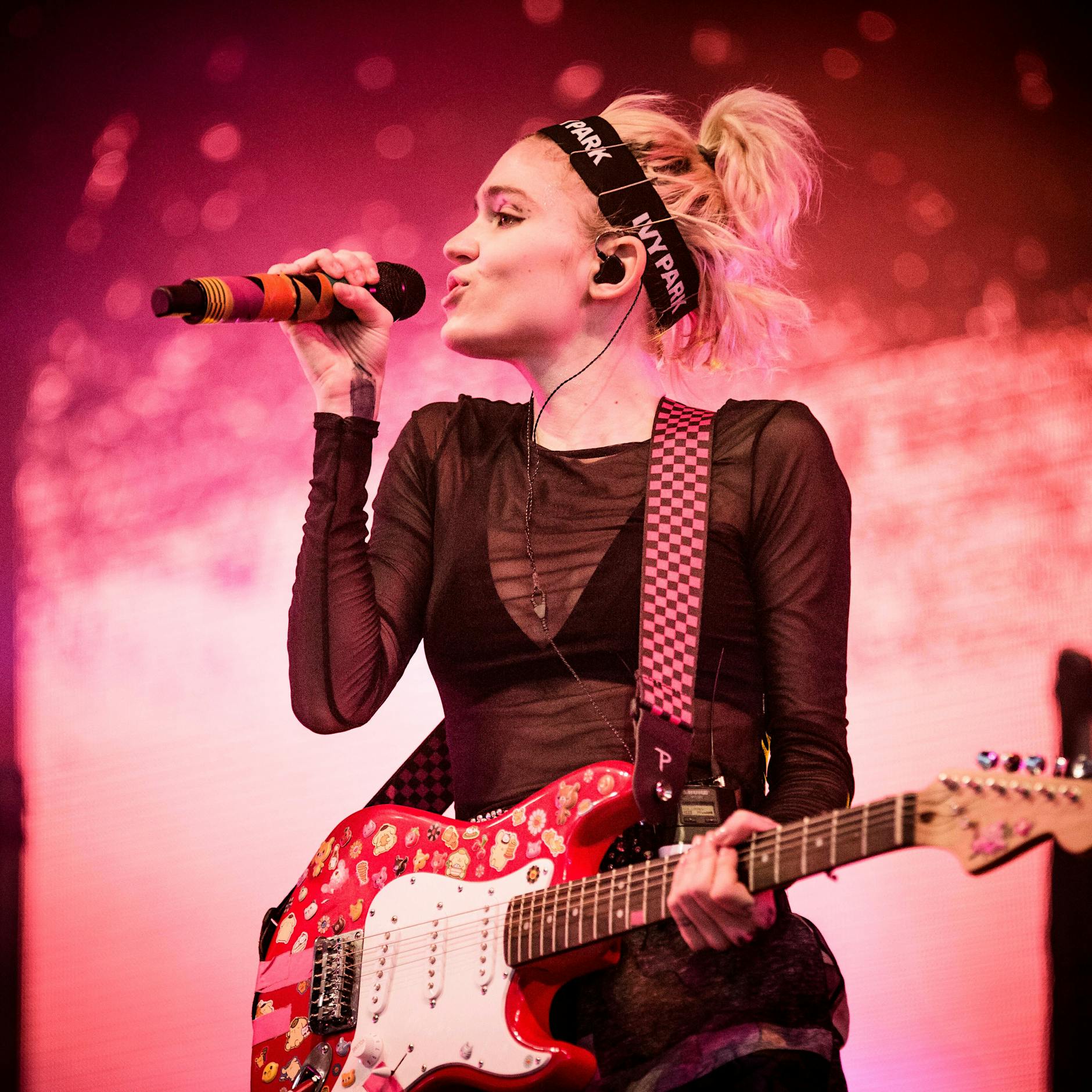 Sie hat zwei Kinder mit Elon Musk: Musikerin Grimes soll mit Wikileaks-Informantin Chelsea Manning zusammen sein