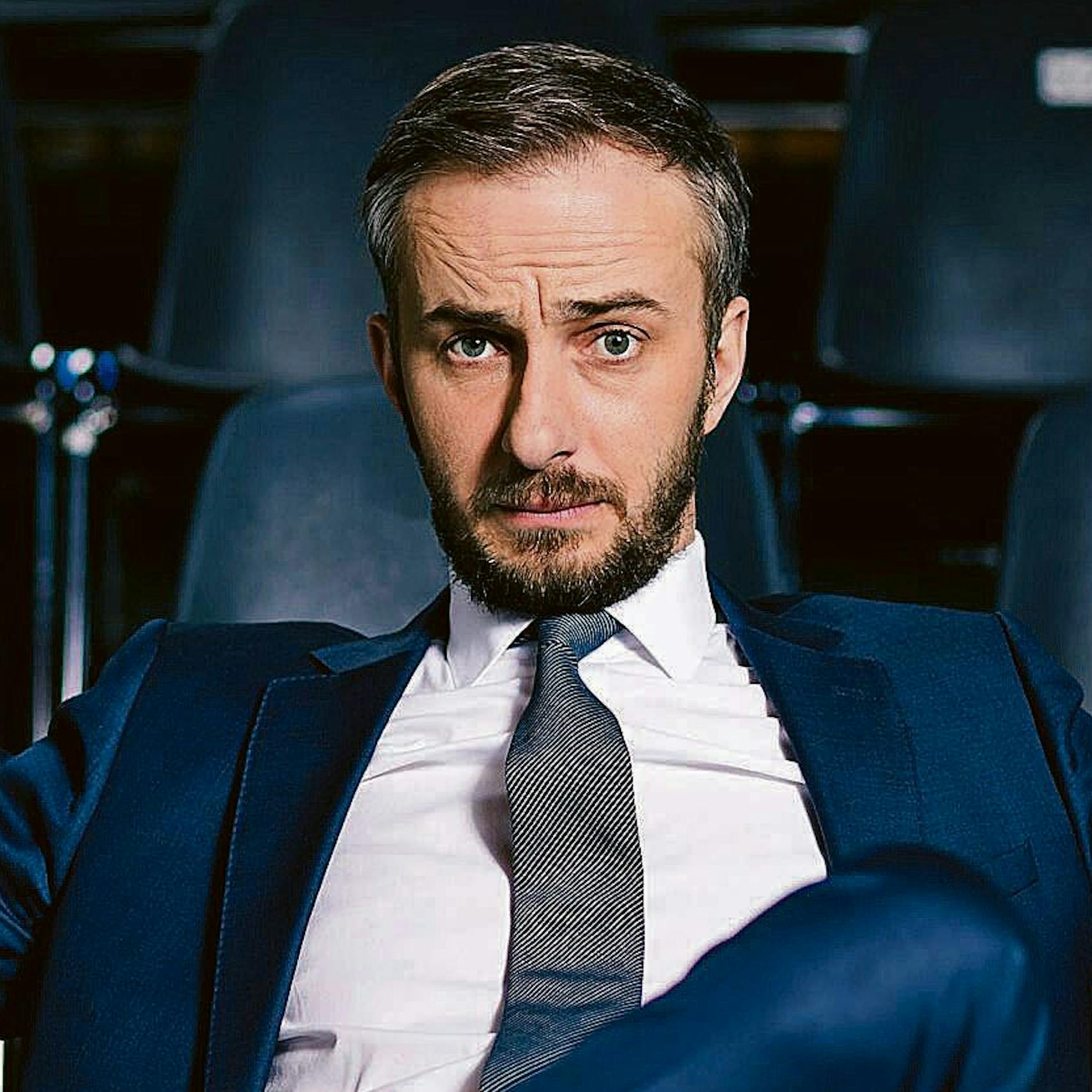 Schock beim ZDF: Jan Böhmermann dreht einen Porno – und HIER können Sie ihn sehen!
