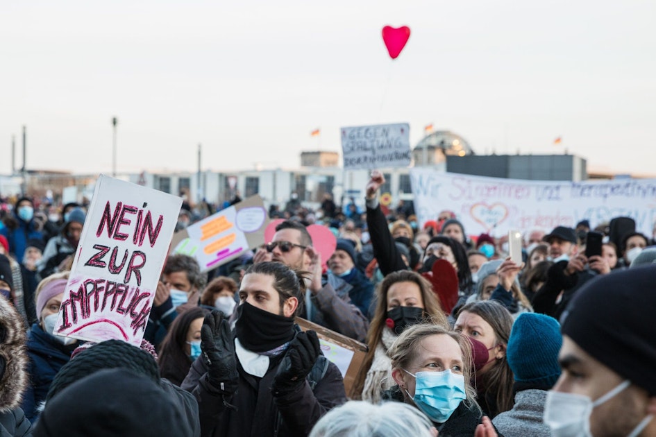 Demo in Berlin: „Kinder gewöhnen sich an das Tragen einer Maske“