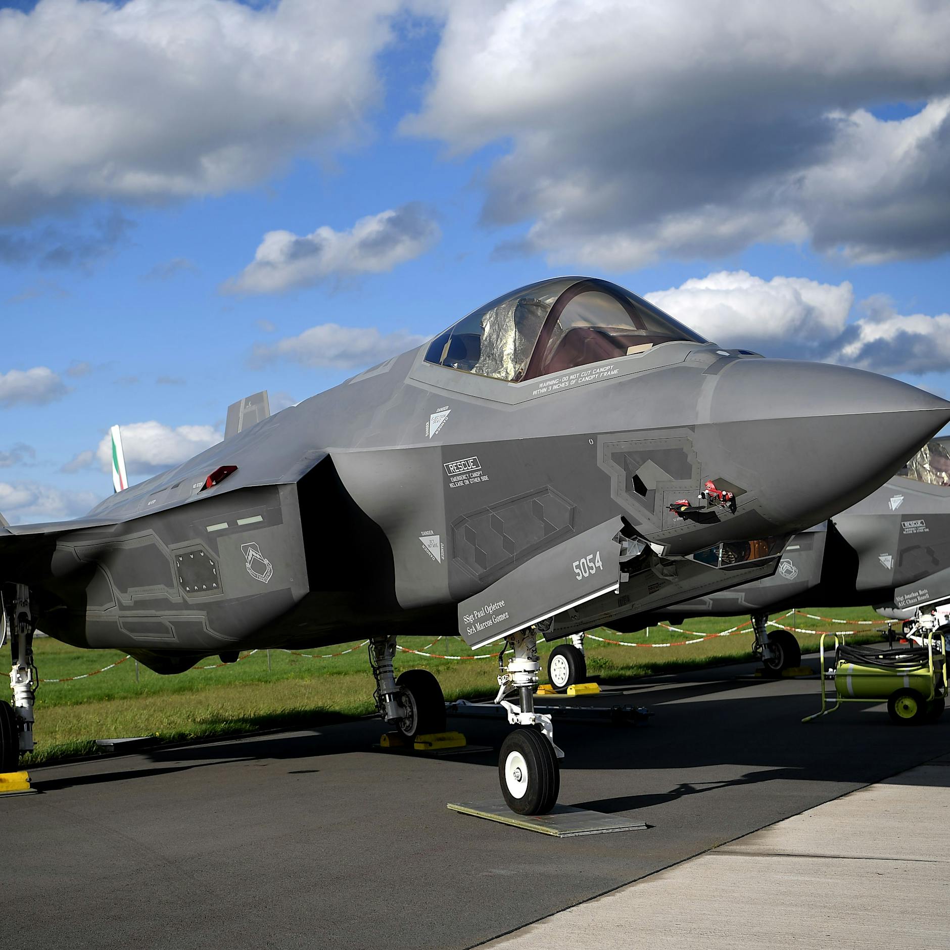 Deutsche Luftwaffe will Tarnkappen-Jets kaufen, die Atombomben tragen können