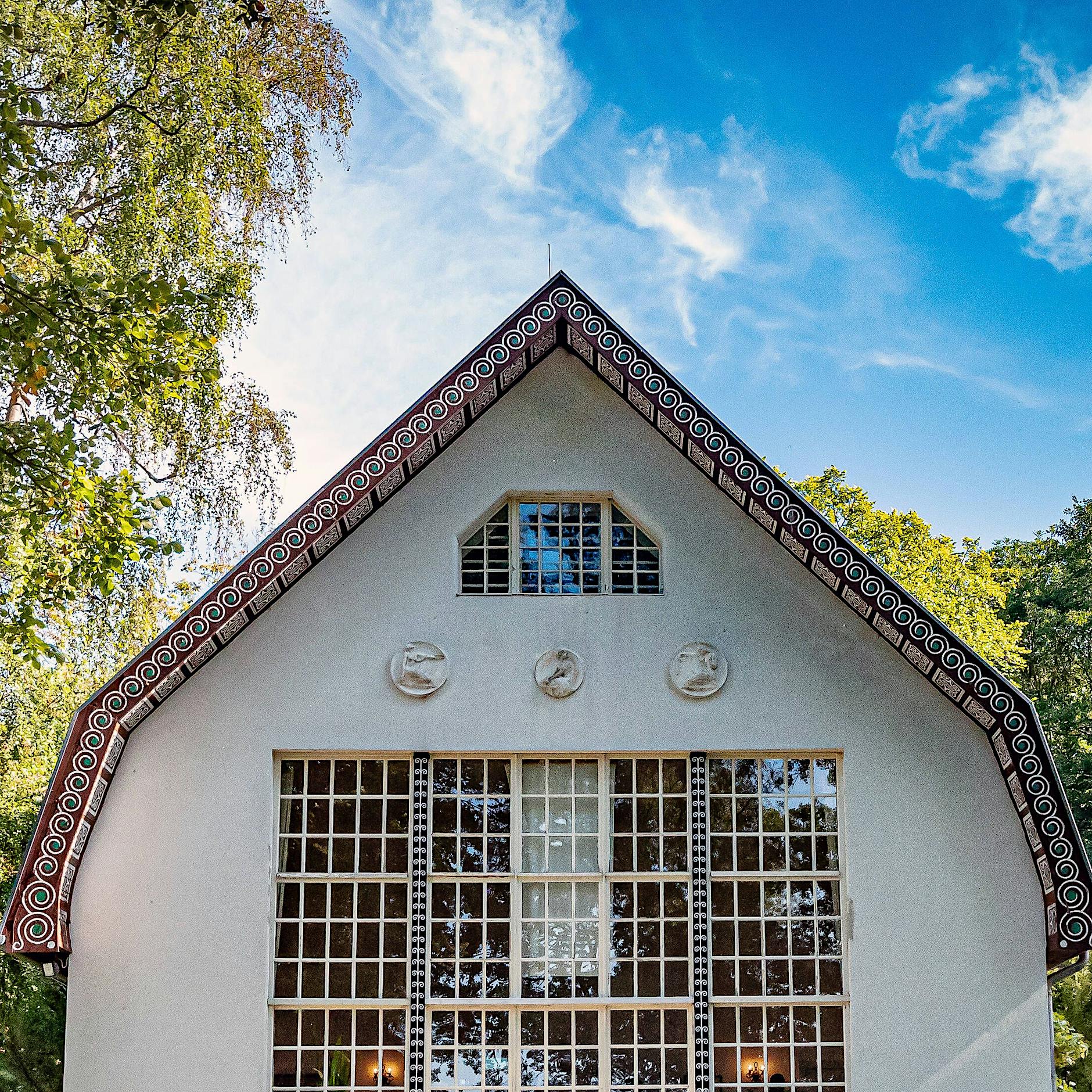 Das Brecht-Weigel-Haus in Buckow: Ein Ort des Friedens, wo man vom Kriege weiß