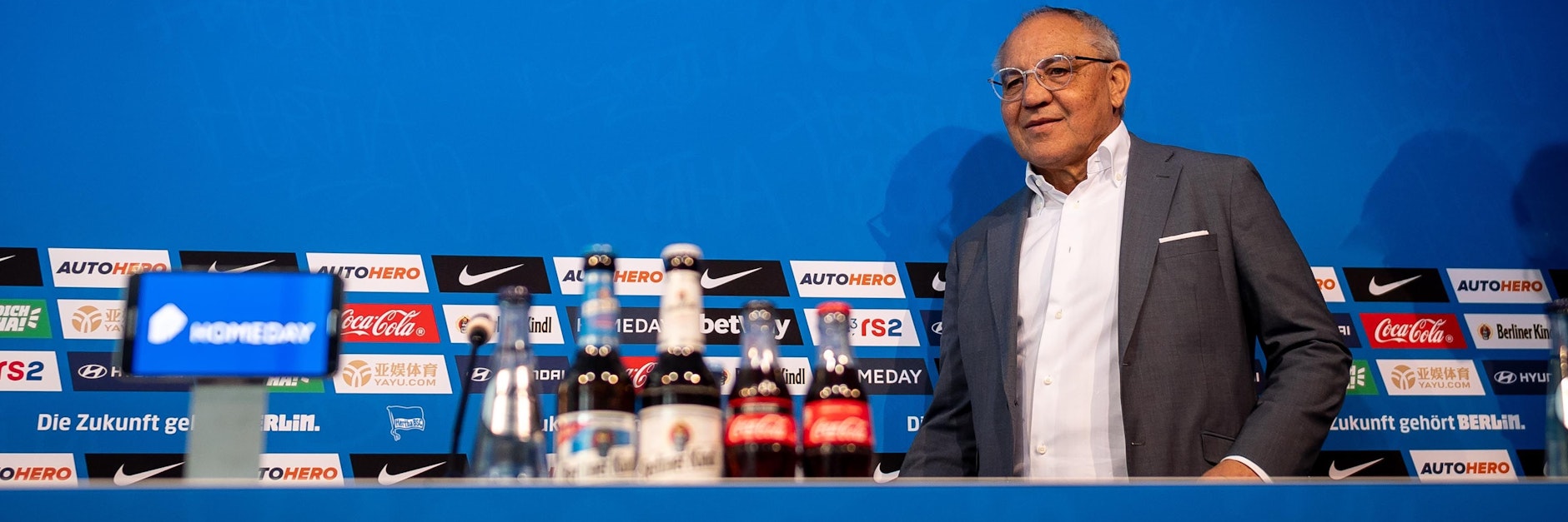 Er ist nach neuneinhalb Jahren zurück in der Bundesliga. Trainer Felix Magath soll Hertha vor dem Abstieg retten.