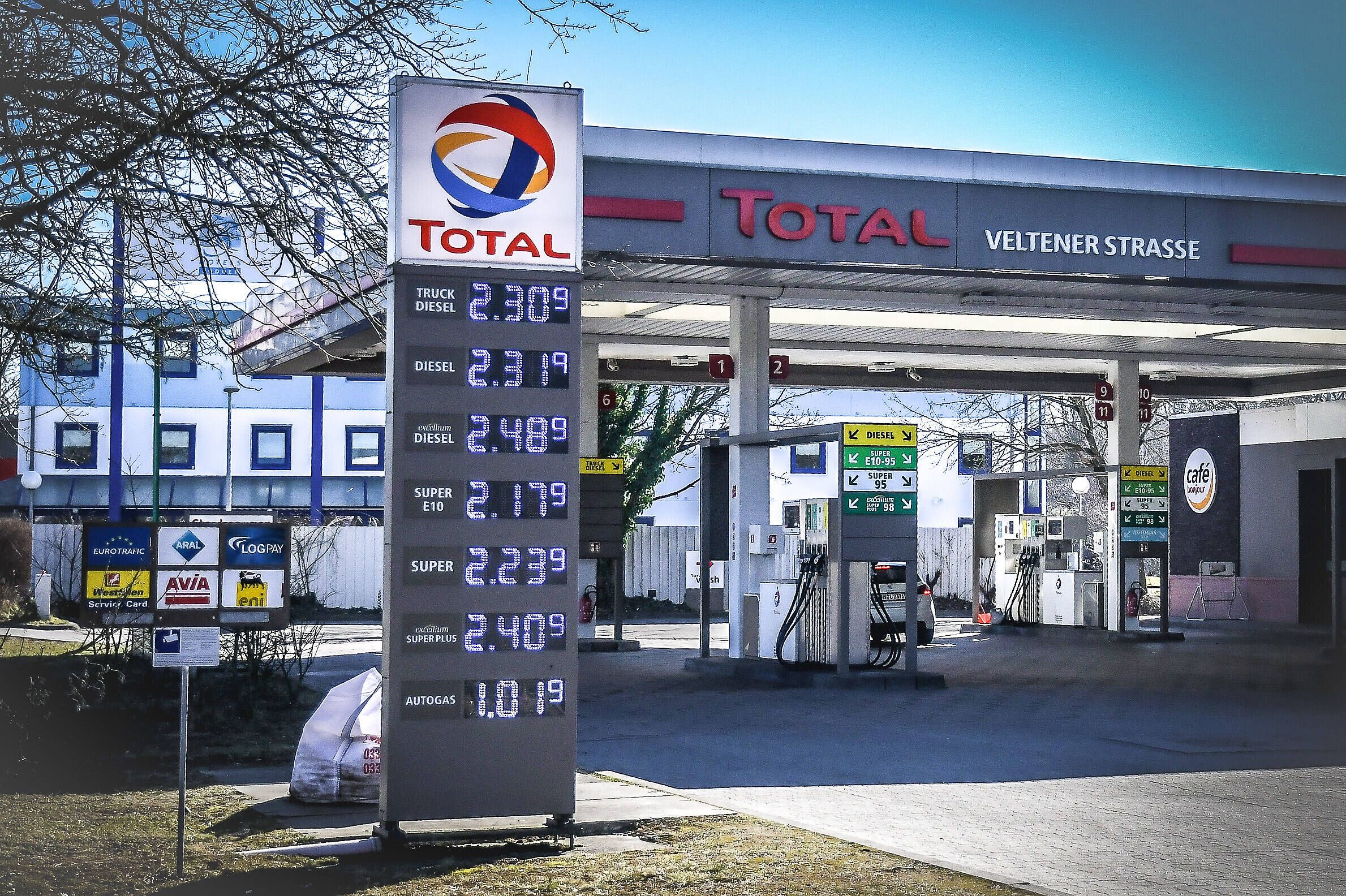 Regierung plant Spritpreis-Rabatt: So hoch soll er sein! So kommen Sie an den Rabatt! Wann es (vielleicht) losgehen soll