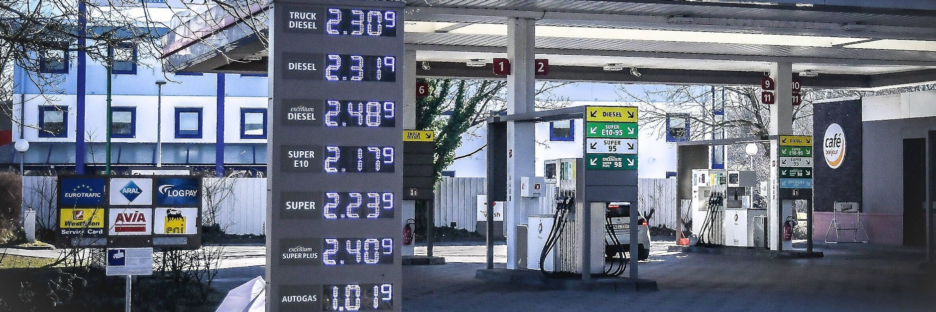 Die Spritpreise sind auf Rekordniveau.