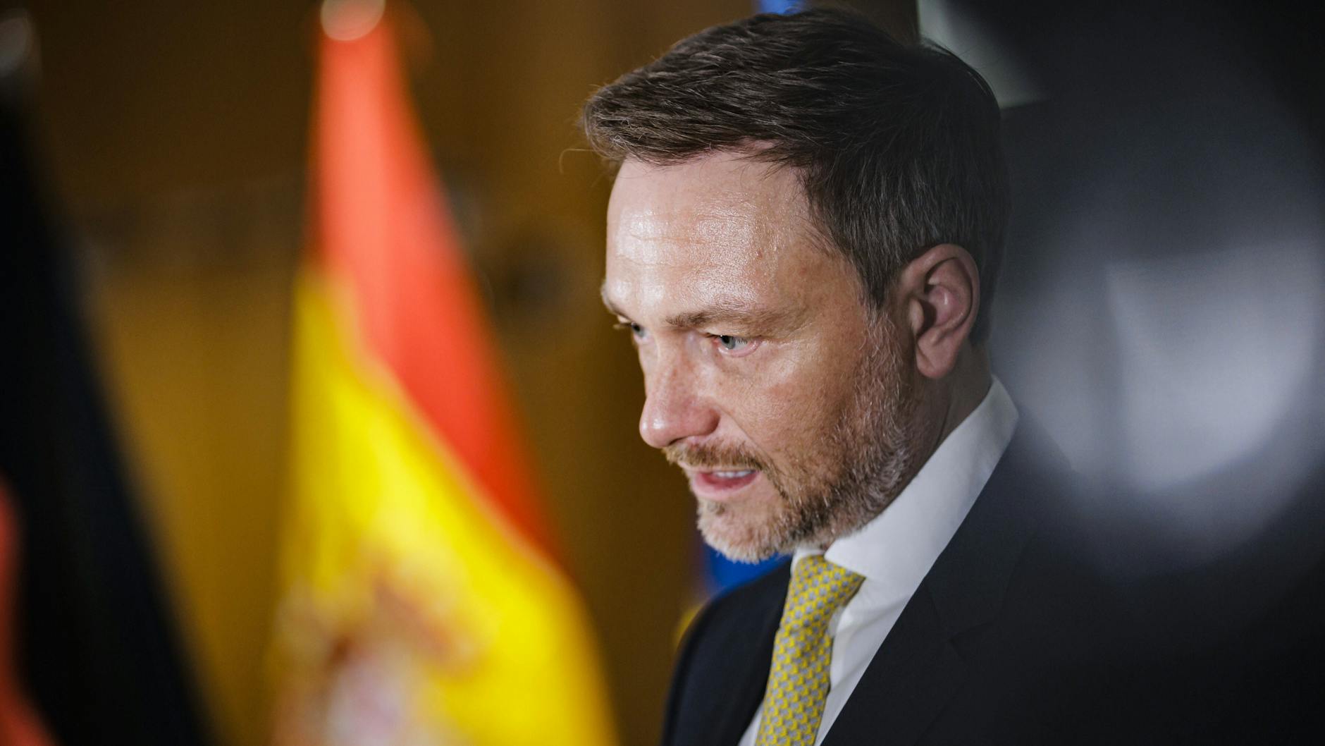 Finanzminister Christian Lindner plant einen Tank-Rabatt.