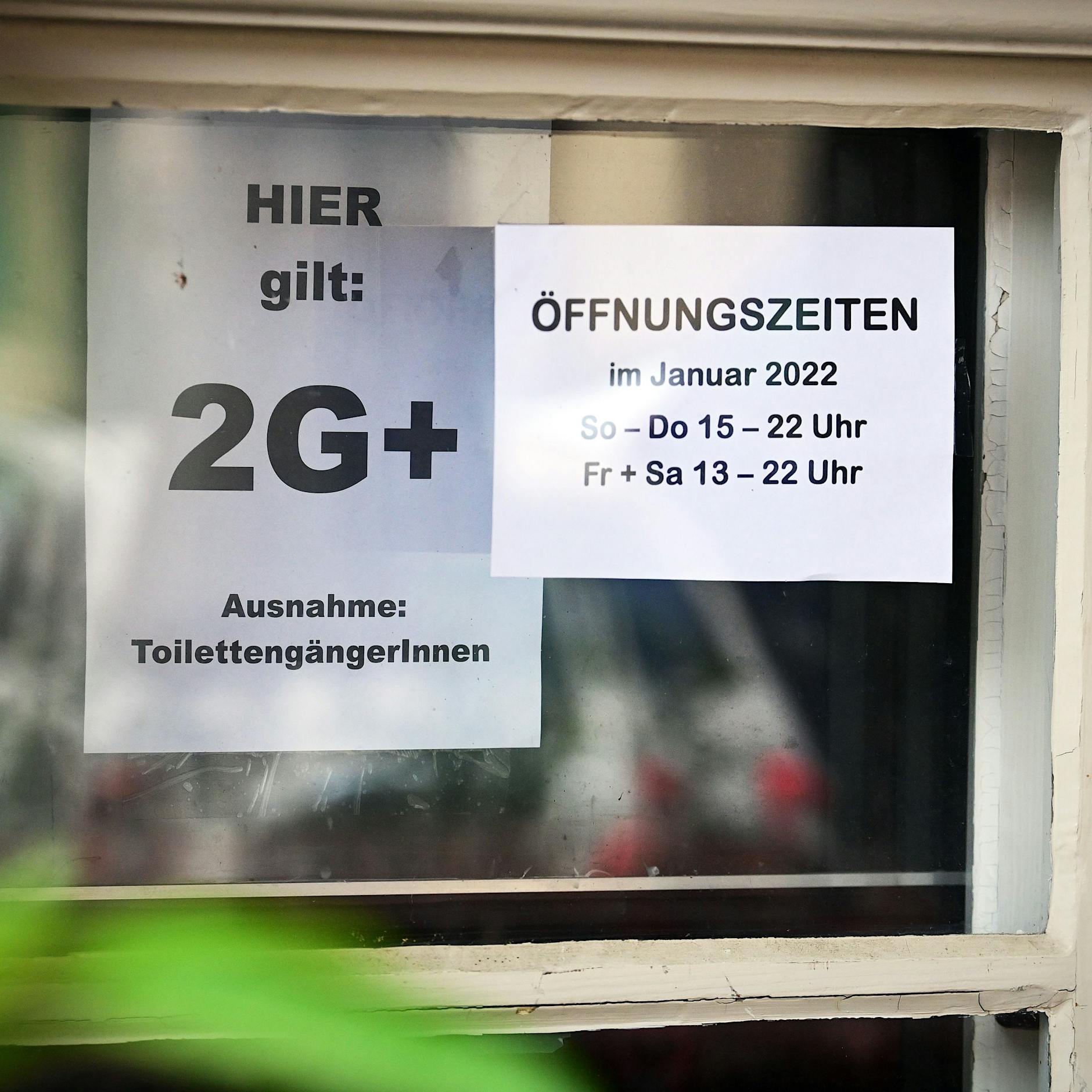 Infektionszahlen zu hoch: Auch Berlin verlängert Corona-Maßnahmen!