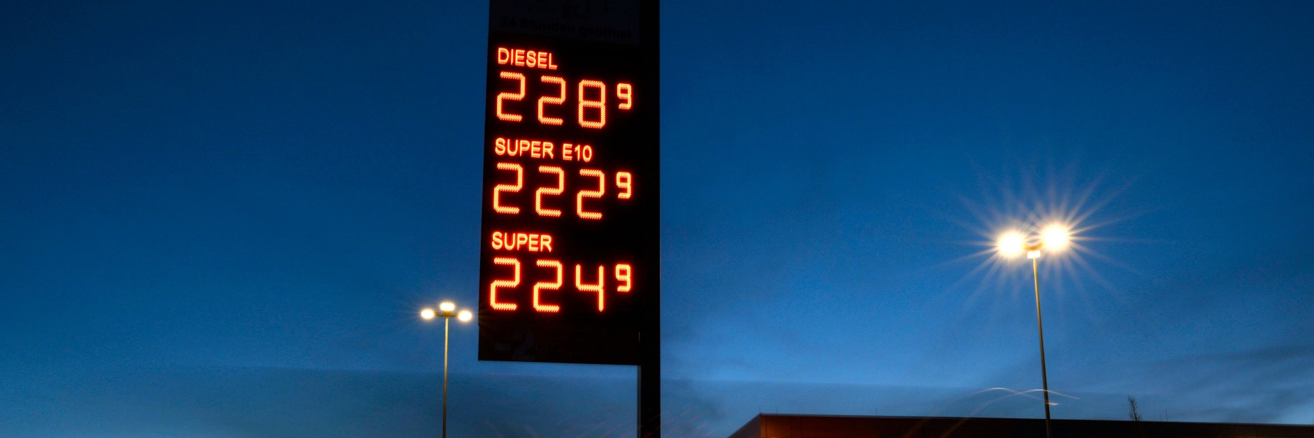 Die Benzinpreise in Deutschland sind weiter sehr hoch.