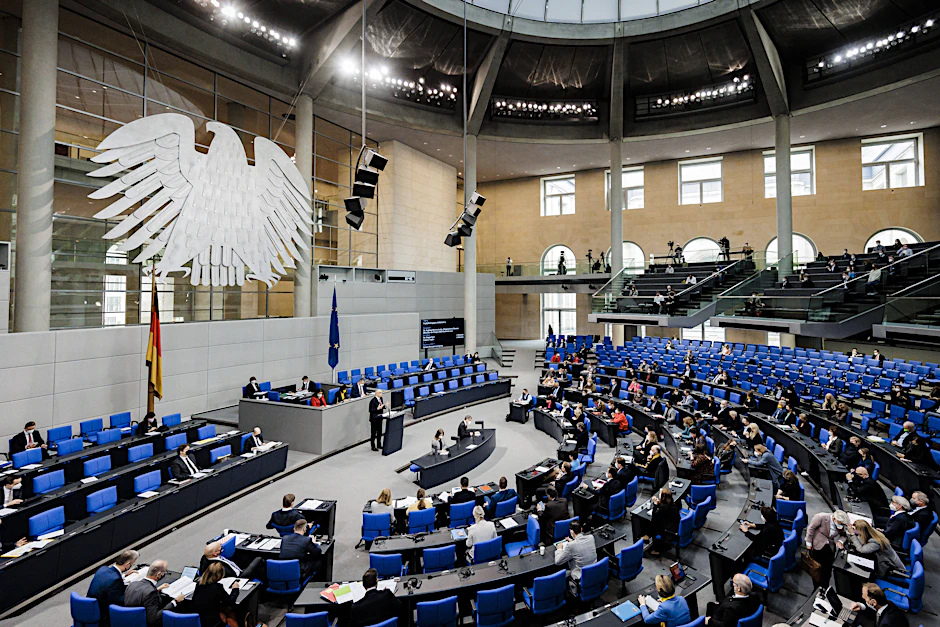 Bundestag debattiert über allgemeine Impfpflicht