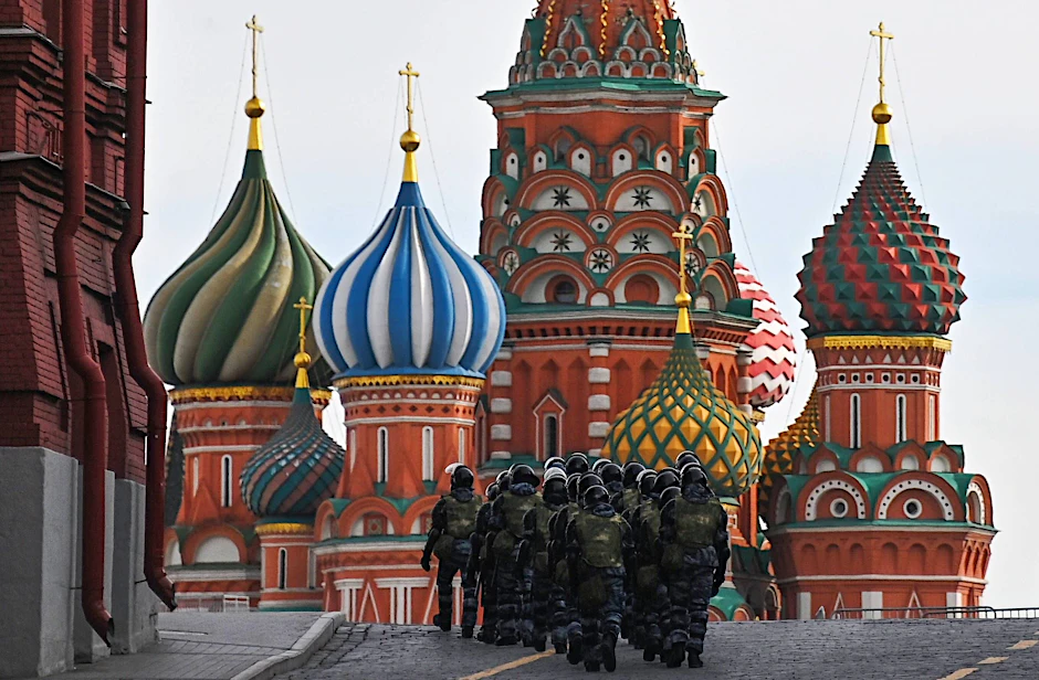 Bereitschaftspolizisten während einer Antikriegsdemonstration gegen den russischen Militäreinsatz in der Ukraine in Moskau, Russland 6. März 2022.