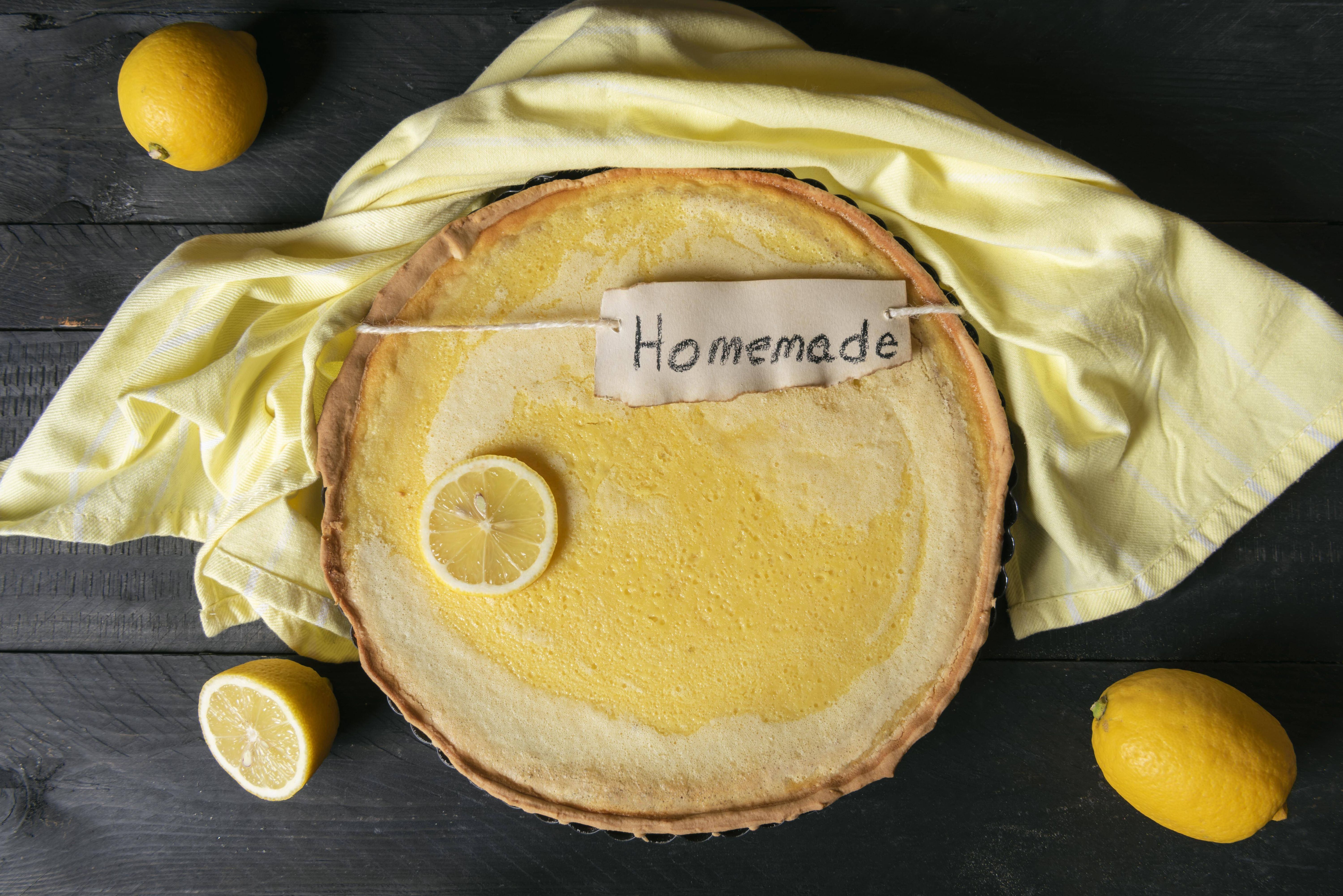 Zum Start in den Frühling: Omas leckere Zitronentarte – der vielleicht frischeste Kuchen der Welt!