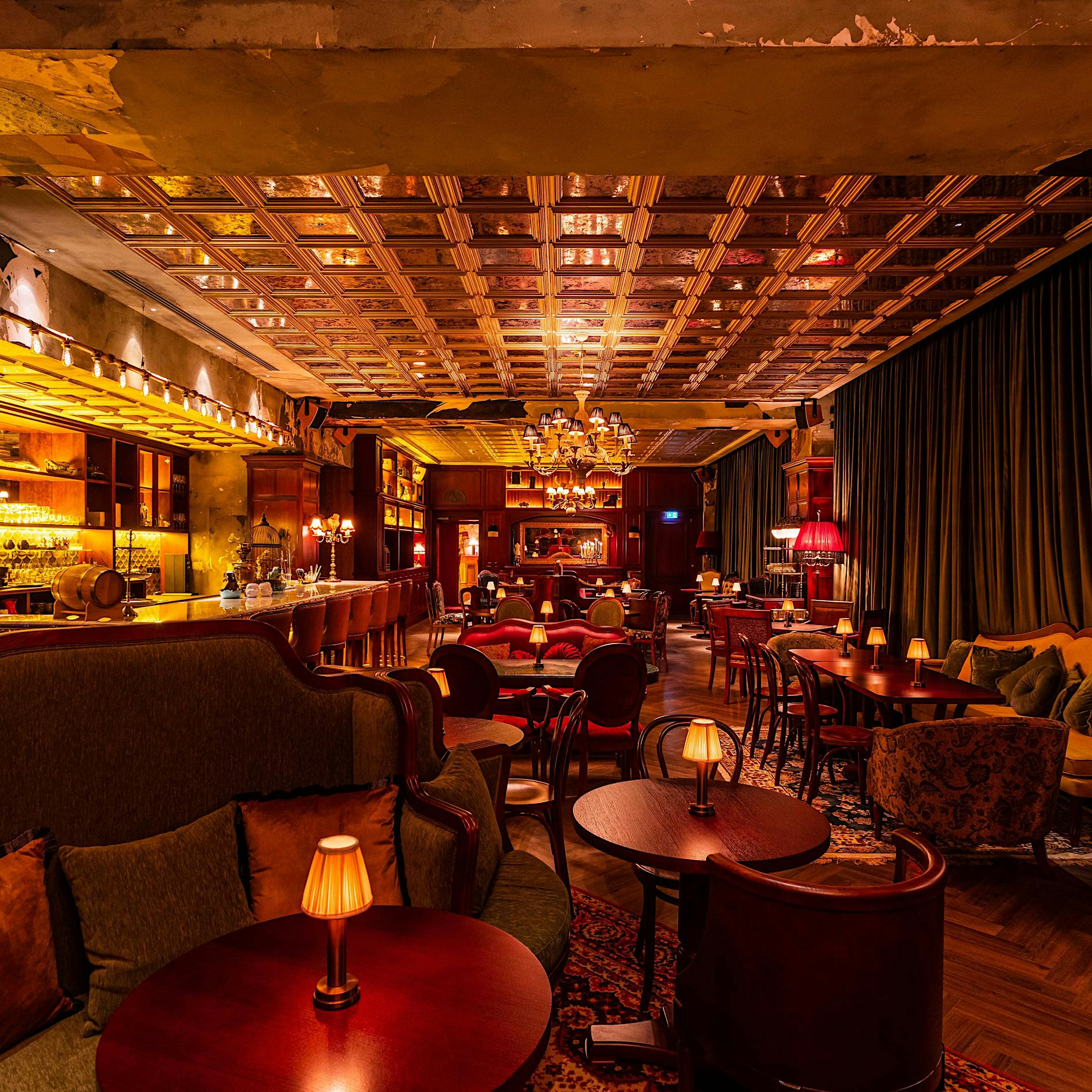 Höchste Zeit: Warum die neue Bellboy Bar viel geiler ist als das Berghain