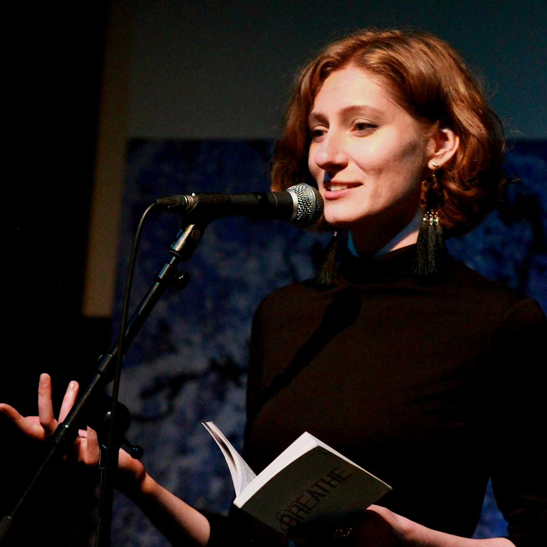 Helfen Sie der Ukraine! Am Sonntag in der Berliner Bar „Das Gift“