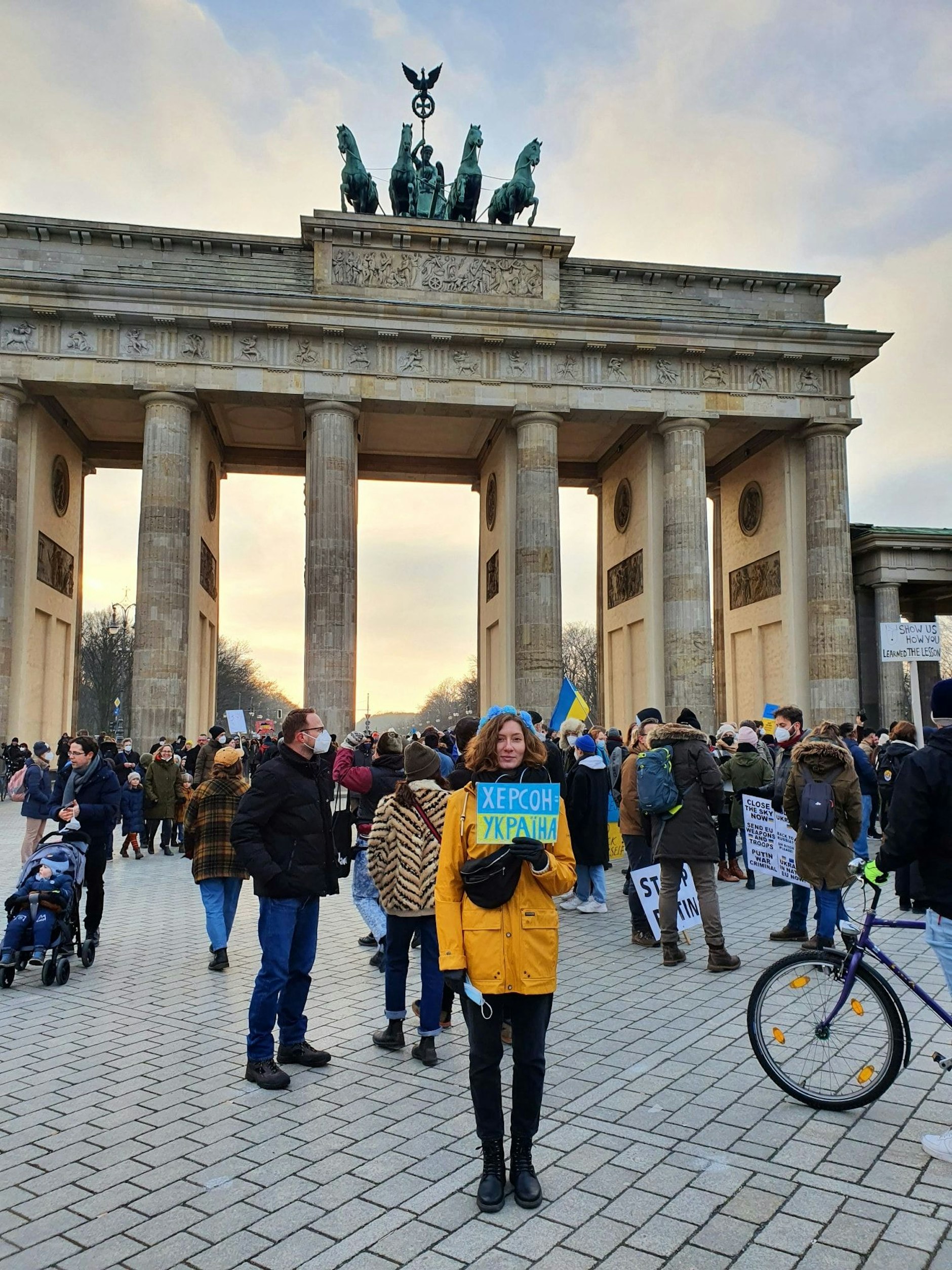Seit der russischen Invasion der Ukraine vor drei Wochen hat Nadiia Telenchuk ihre Gedichte bei mehreren Kundgebungen vorgelesen.