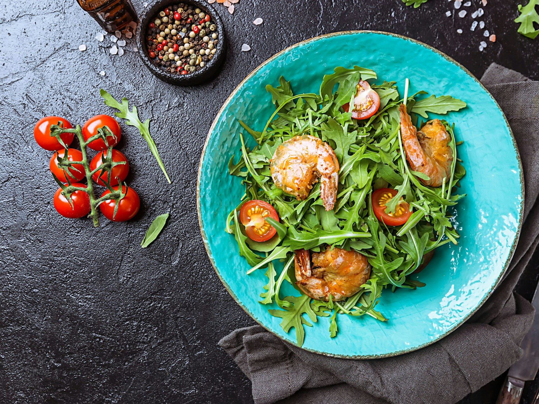 Rucola und Garnelen können Ihnen beim Abnehmen helfen.