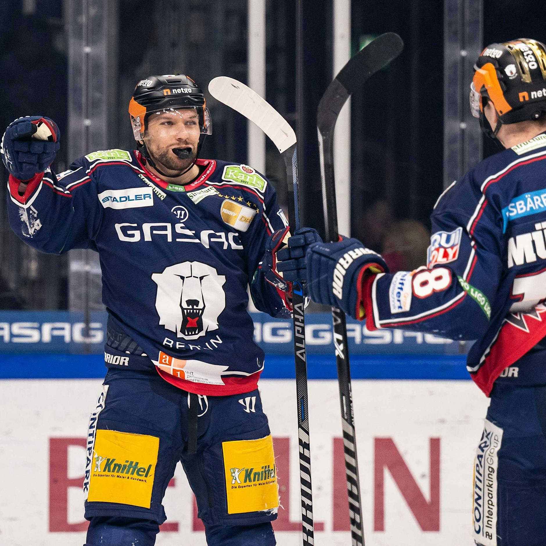 3:1 im vierten Spiel: Na also, die Eisbären können (fast) alles – jetzt auch Wolfsburg