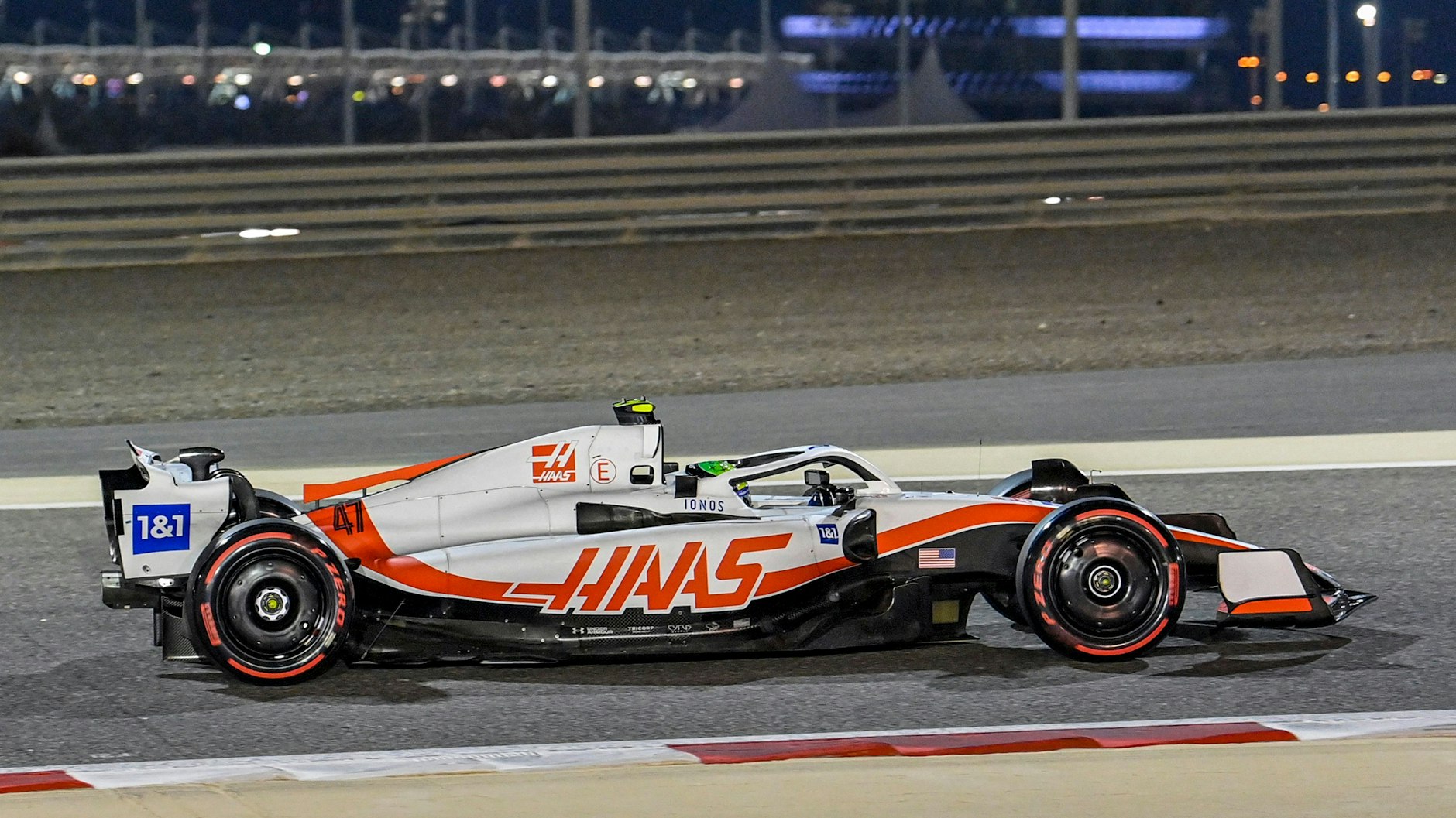 Mick Schumacher hatte Probelme mit seinem neuen Haas-Boliden und machte einen Fahrfehler.