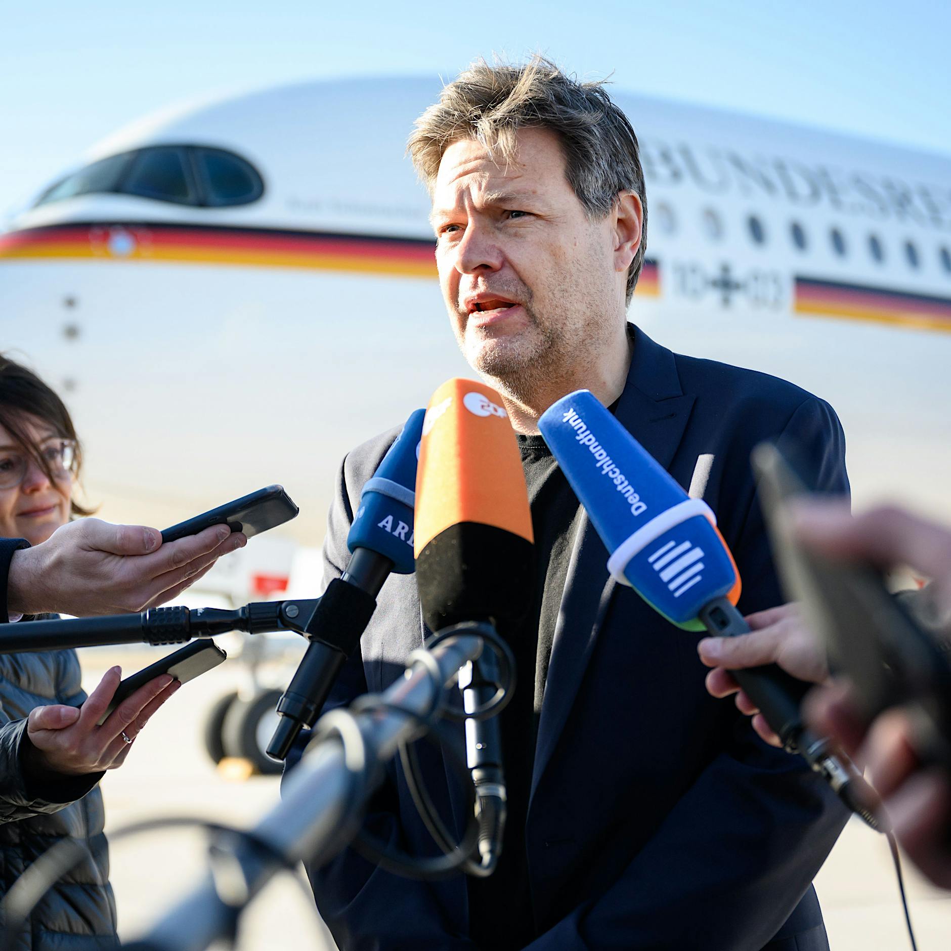 Robert Habeck: Wir können Energie nicht nur aus Demokratien beziehen