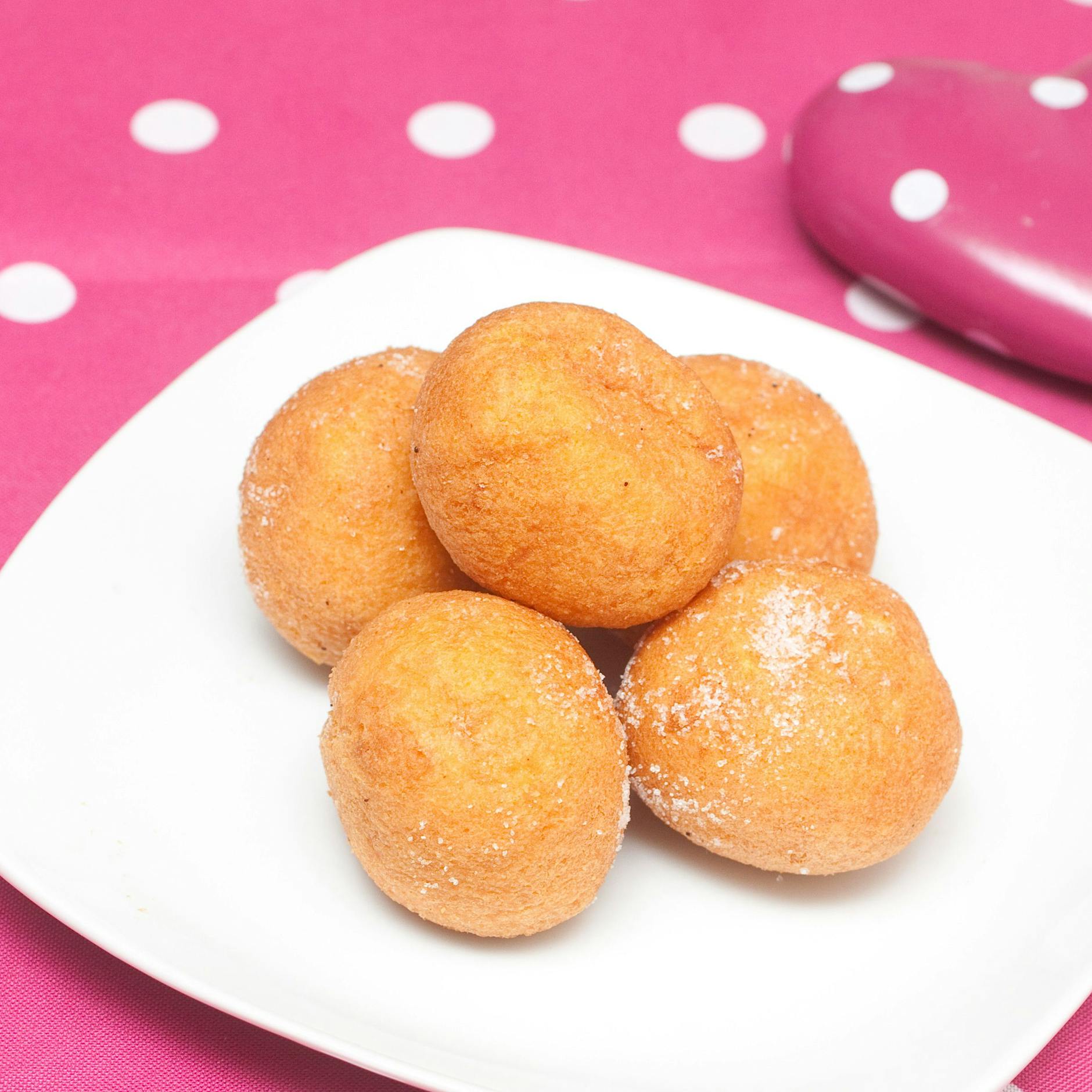 Luftige Quarkbällchen wie frisch vom Bäcker – so geht's ganz einfach!