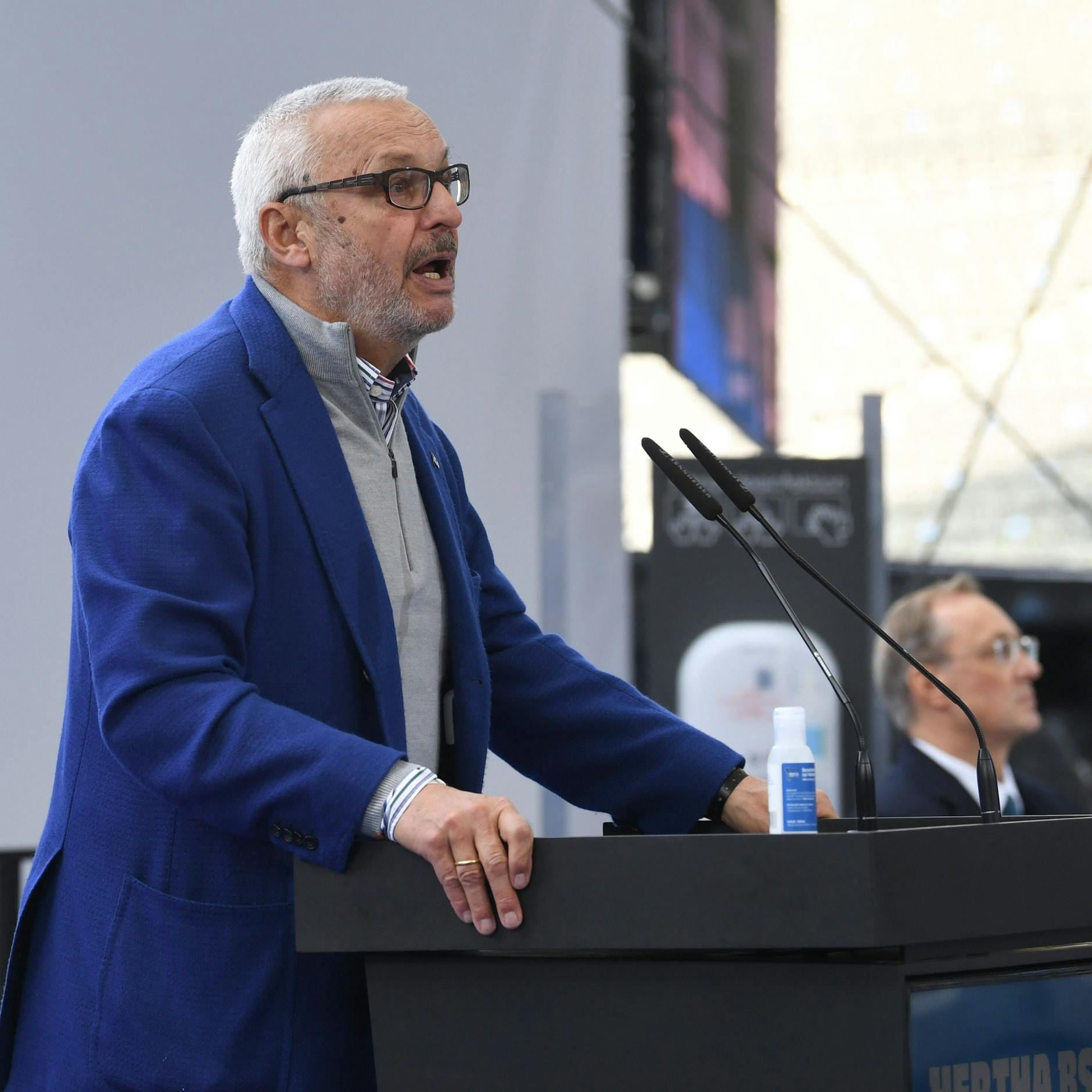 Herthas Präsident Werner Gegenbauer spürt Gegenwind, nicht nur von Windhorst.