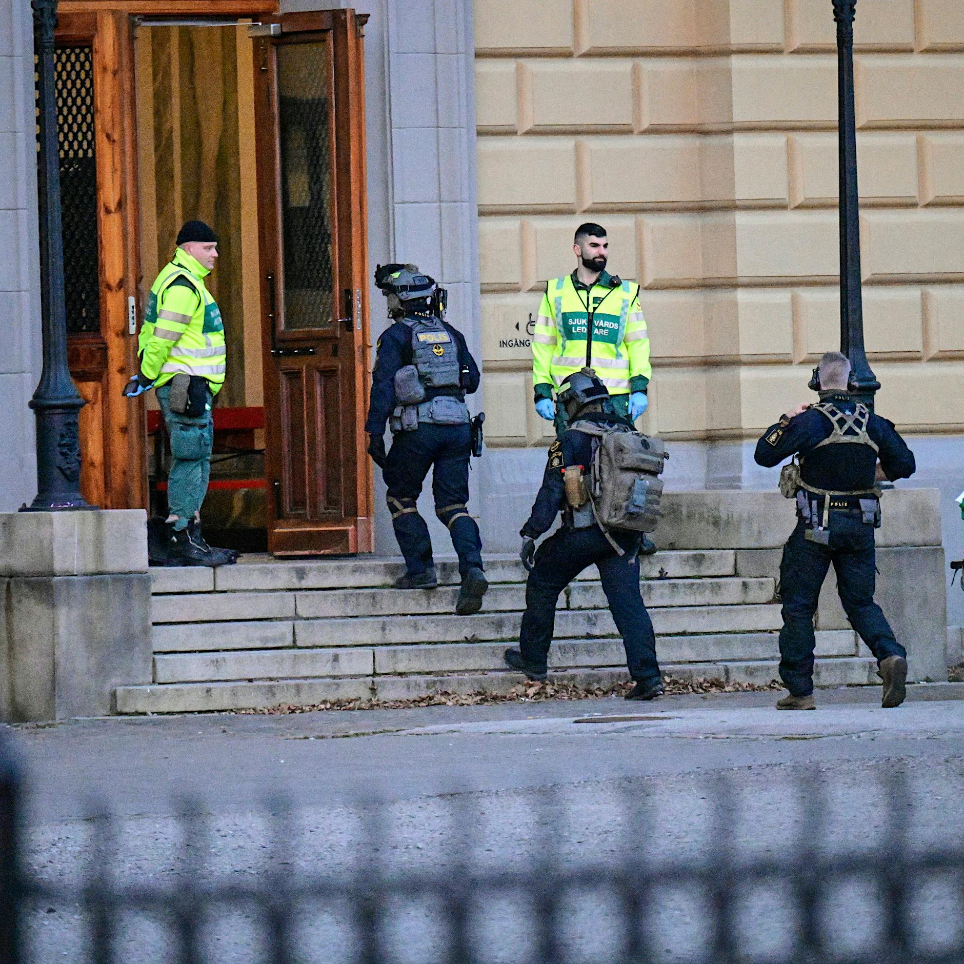Schweden: Gymnasiast tötet zwei Lehrerinnen mit Axt und Messer