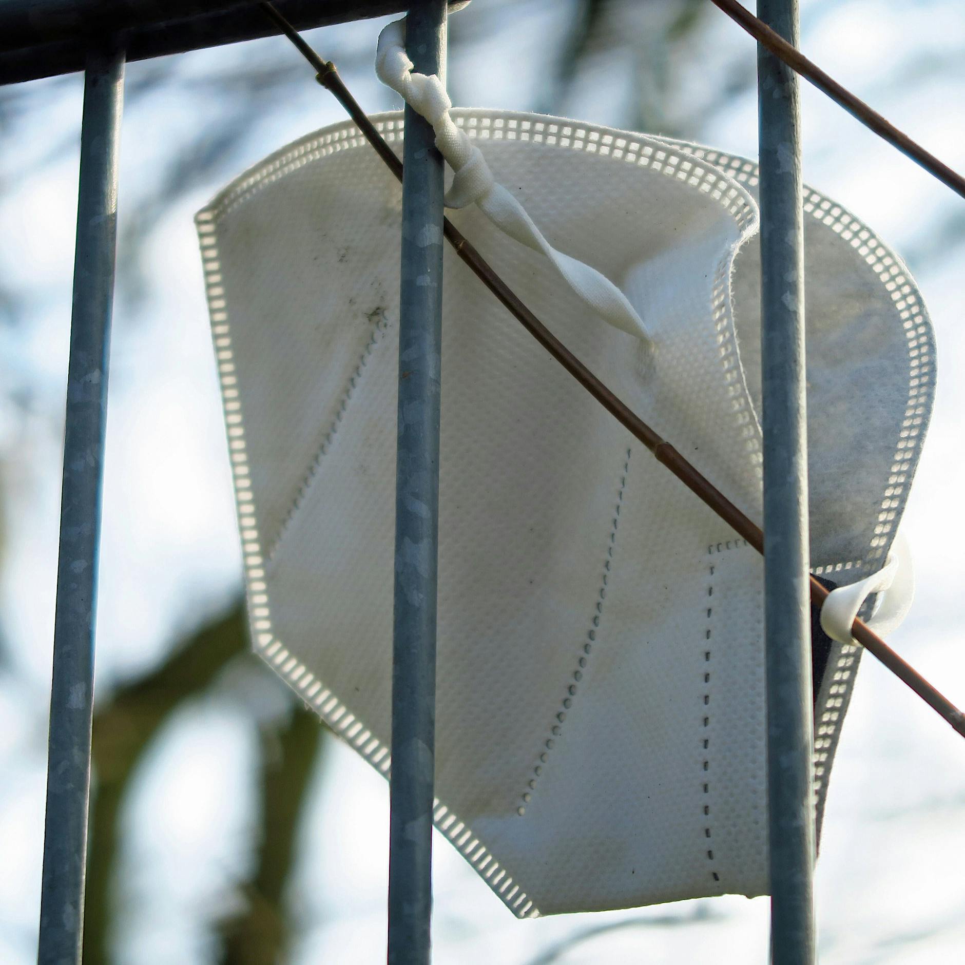 Corona: Deutsche vertrauen Journalisten immer weniger