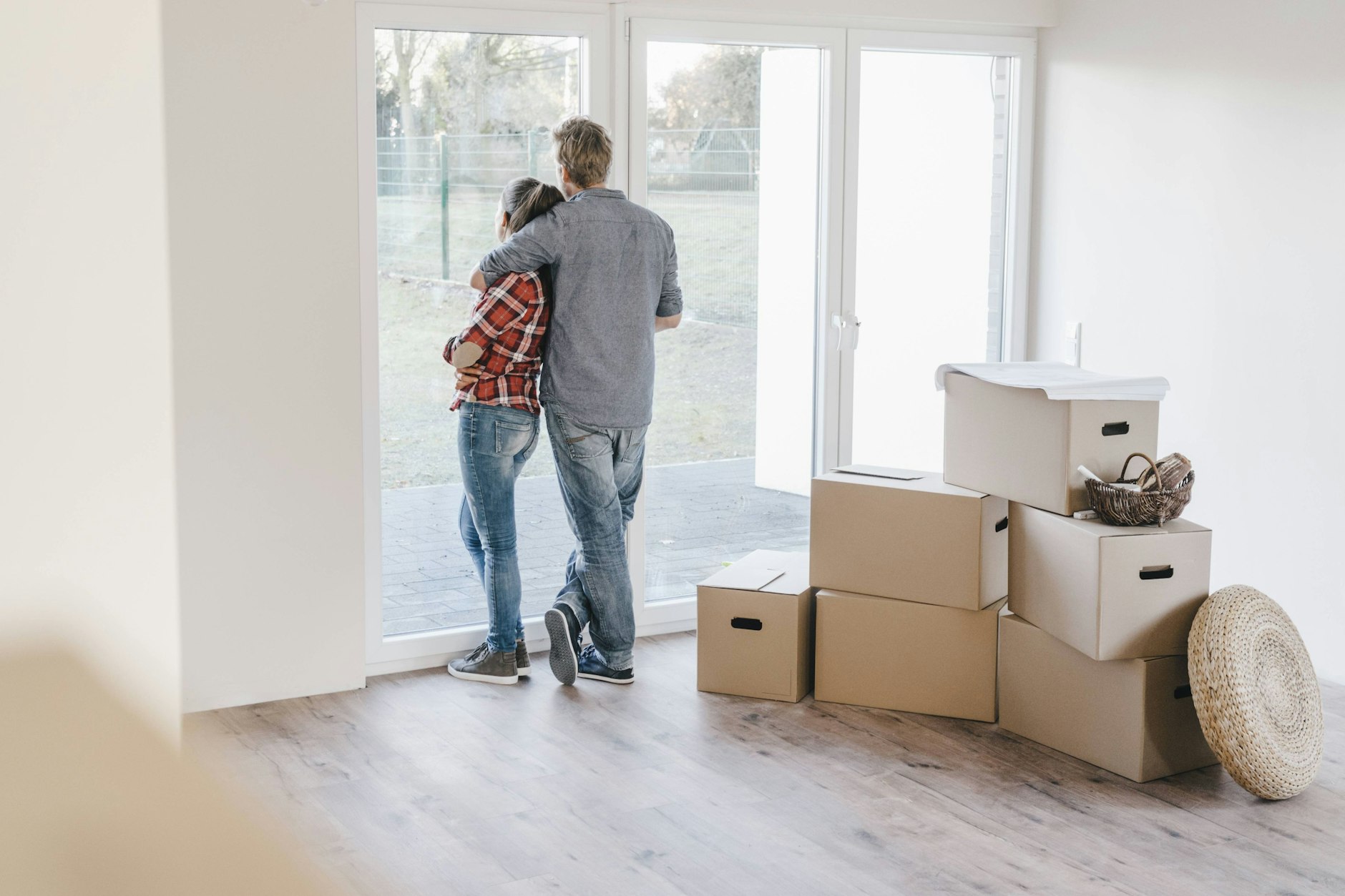 Wer sich in Berlin Wohneigentum zulegen will, muss viel Geld bezahlen. Zum Haus gibt es allerdings meist eine Terrasse und einen Garten dazu.