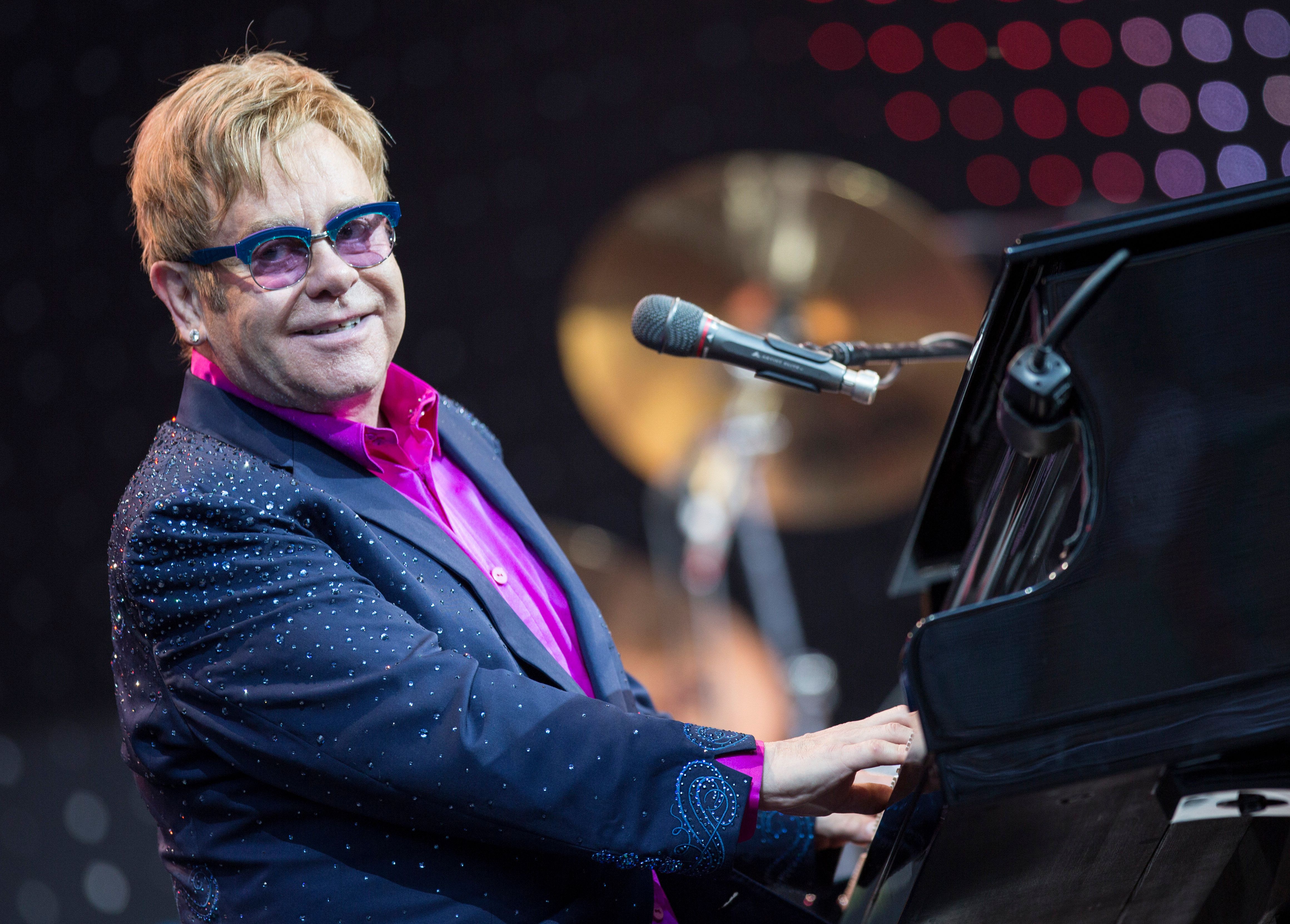 Image - „Rocket Man“ auf Abschiedstour, aber immer noch „Still Standing“: Elton John wird 75