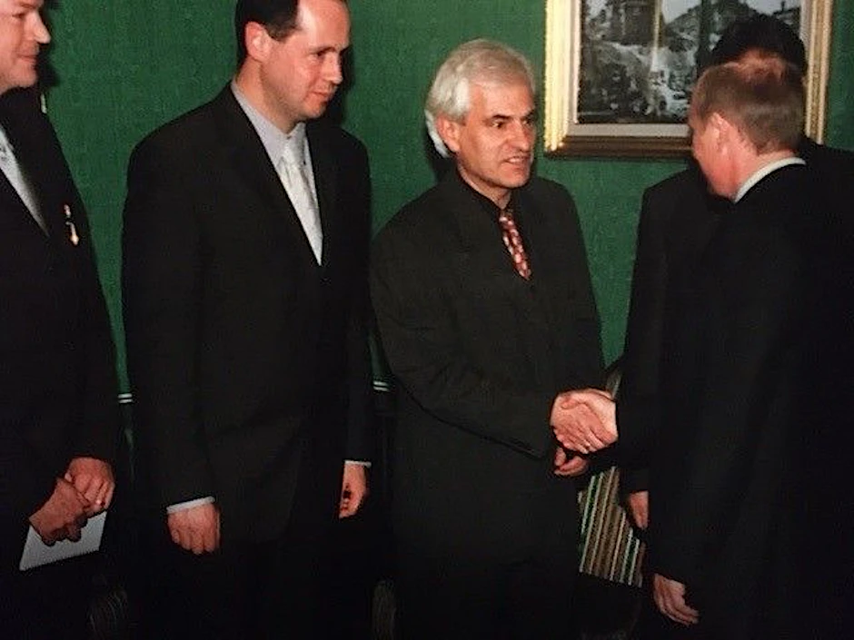 Der Ex-Russland-Korrespondent Dietmar Schumann hat Wladimir Putin 2002 im Kreml getroffen.