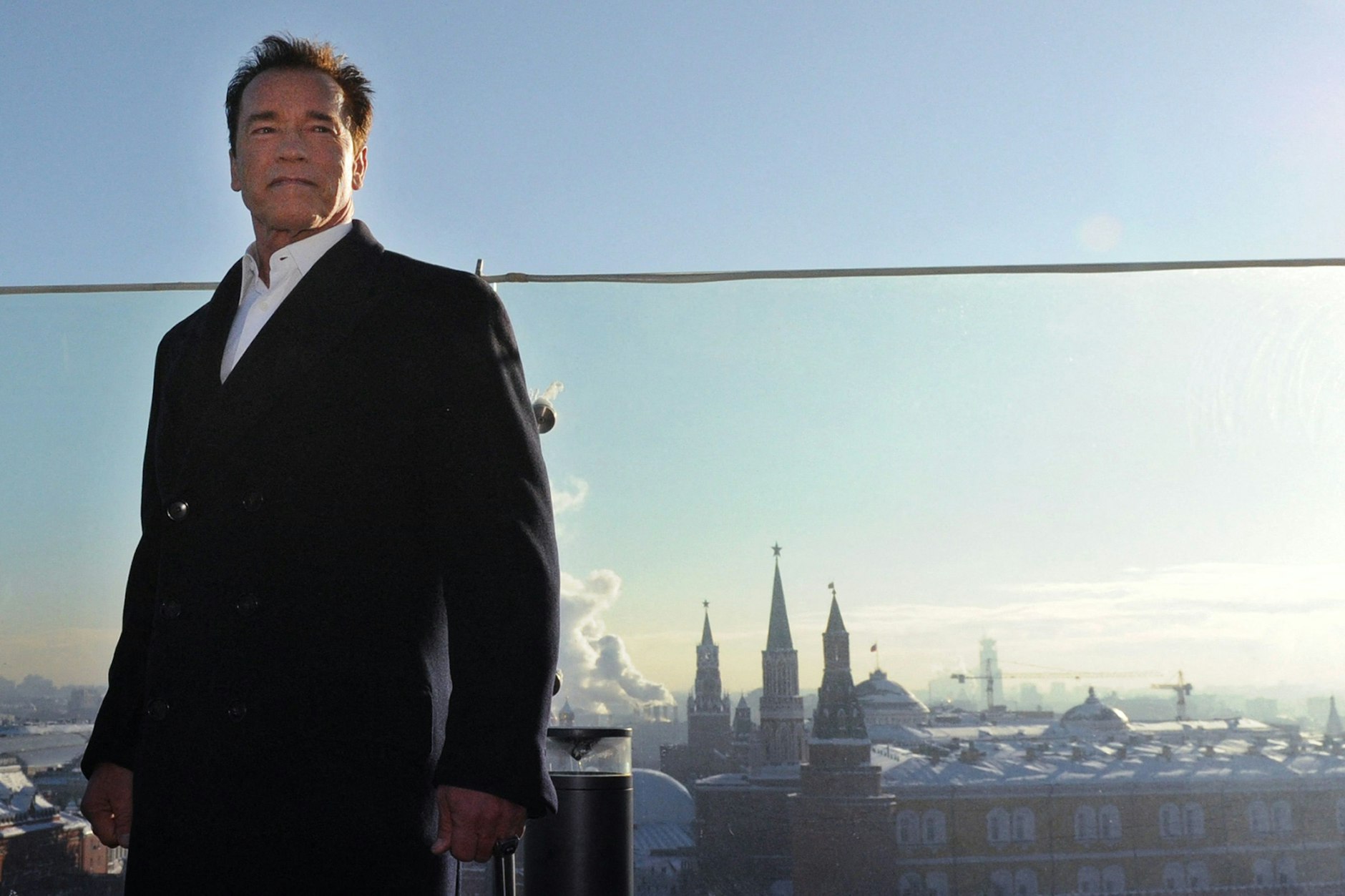 Wladimir Putins Propaganda-Maschine läuft auf Hochtouren, um Arnold Schwarzenegger bei der russischen Bevölkerung in Misskredit zu bringen.