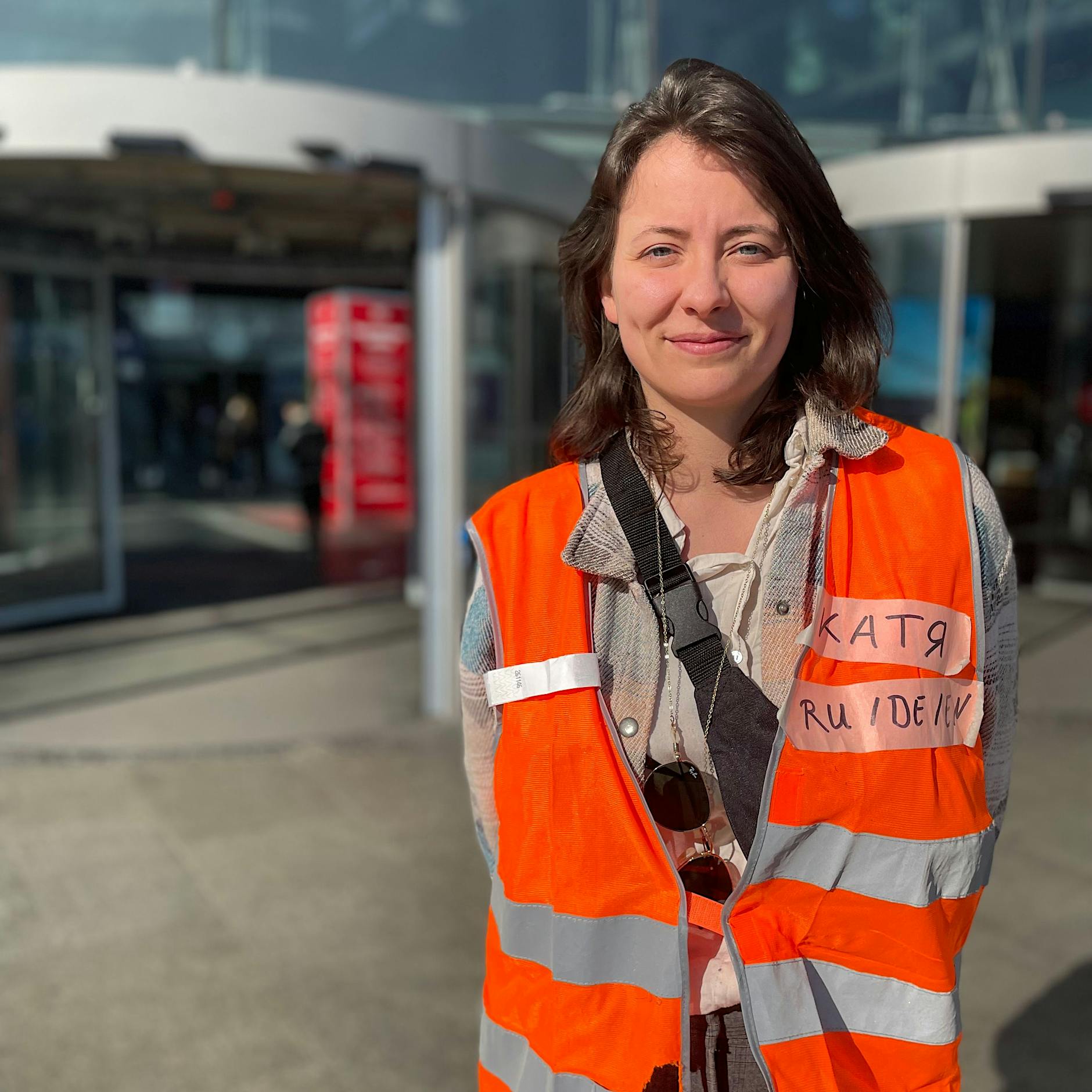 Berliner Hauptbahnhof: Wie auch Russen ukrainischen Geflüchteten helfen