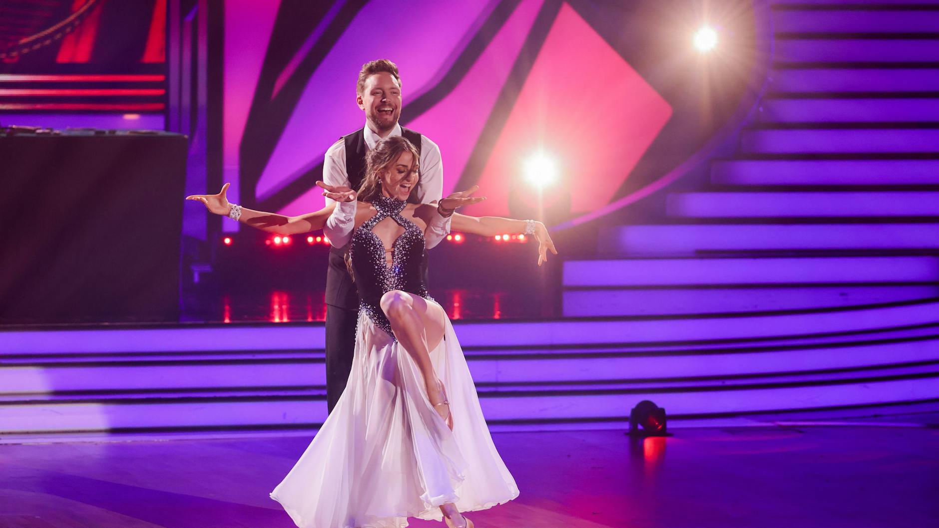 „Let's Dance“-Fanliebling Ekaterina Leonova tanzt in dieser Staffel zusammen mit Comedian Bastian Bielendorfer.