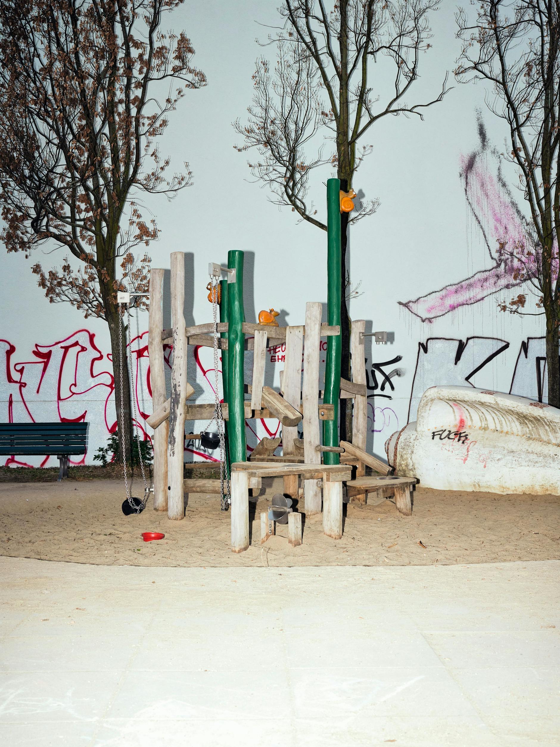 Wenigstens das Motto durchgezogen: Kletterensemble mit Schneckendekor.