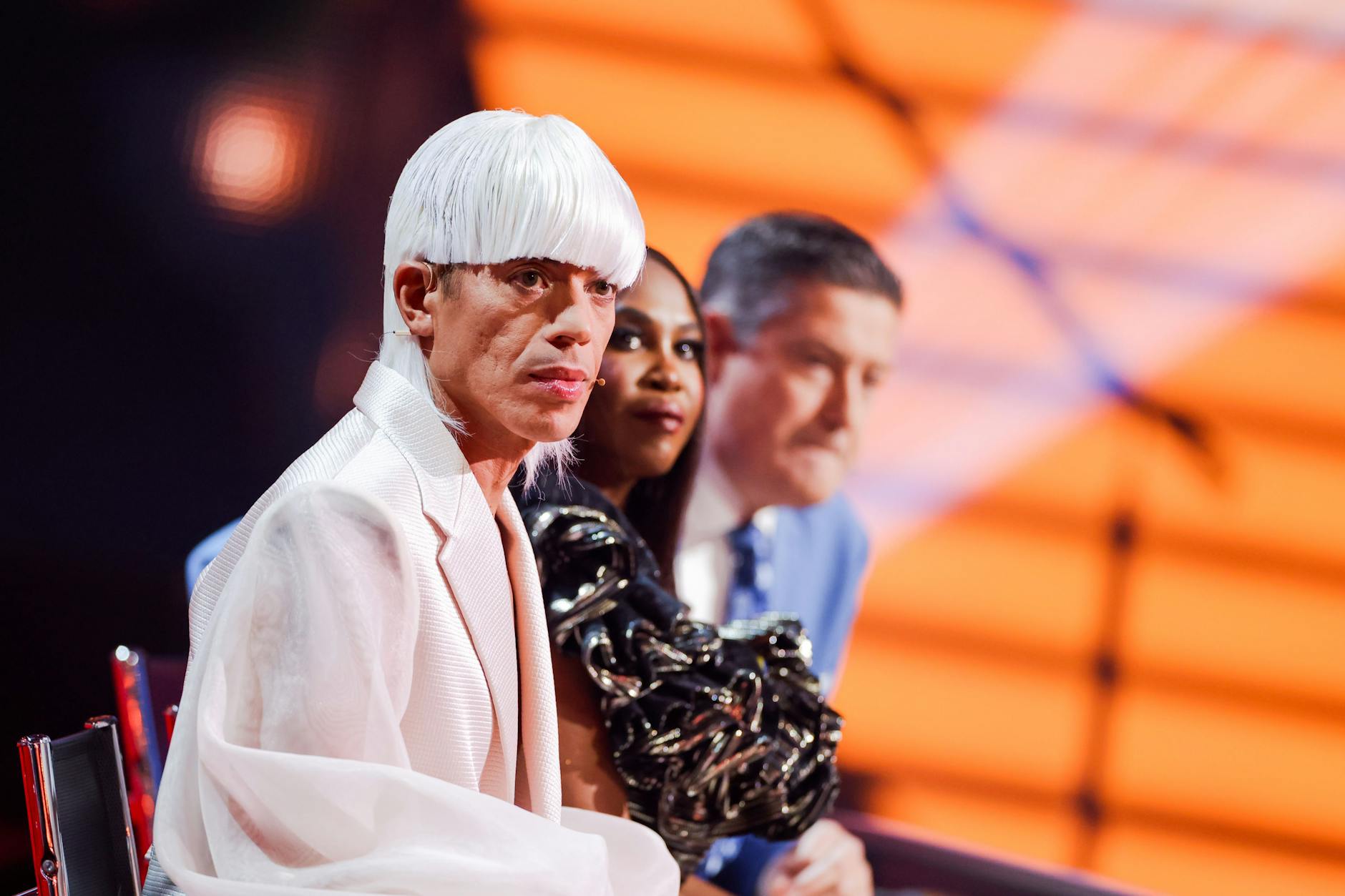 Jorge Gonzalez, Motsi Mabuse und Joachim Llambi bewerten auch in Show sechs die „Let's Dance“-Promis.