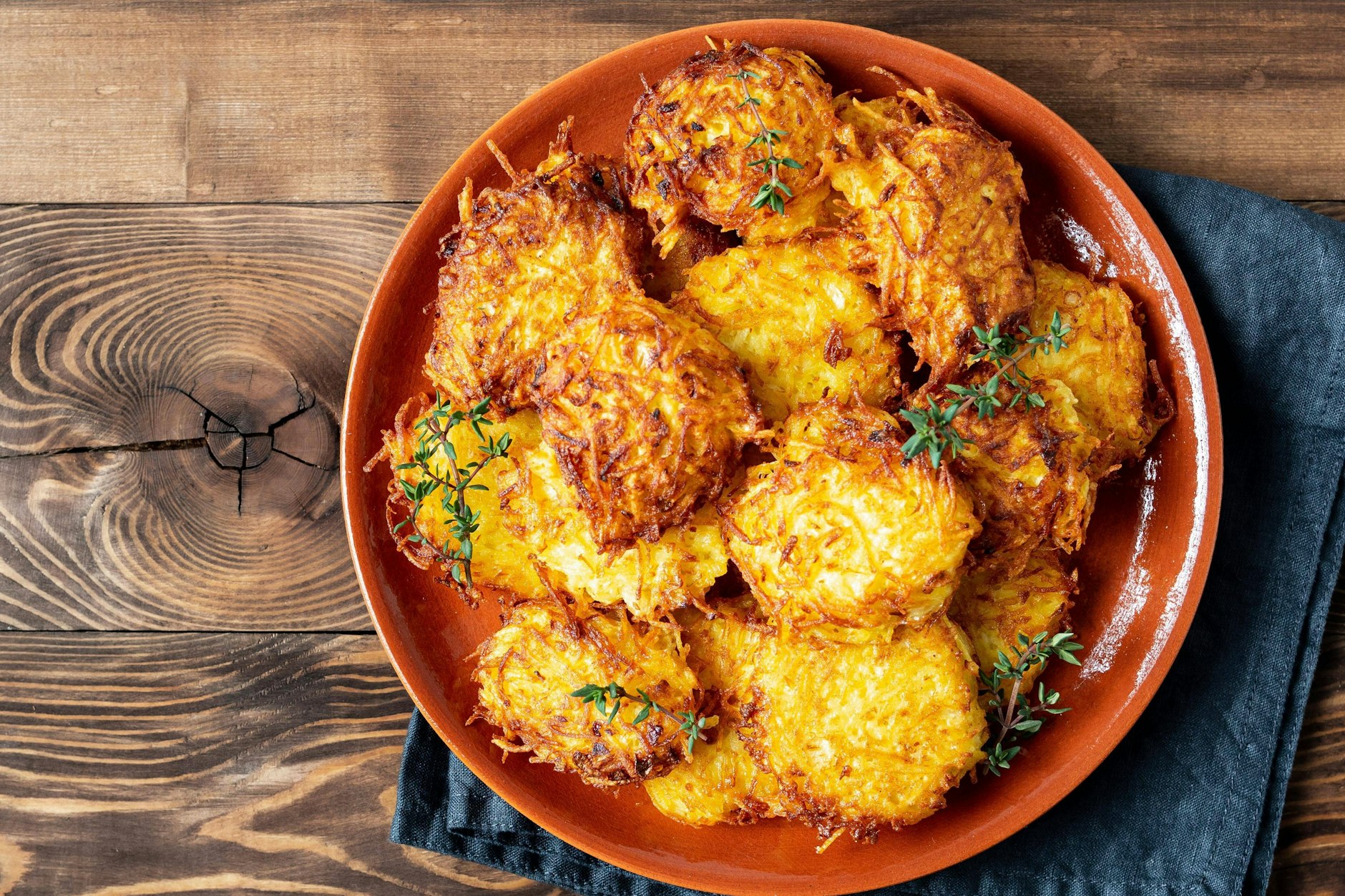 Leckere Rösti aus Spargel und Kartoffel.