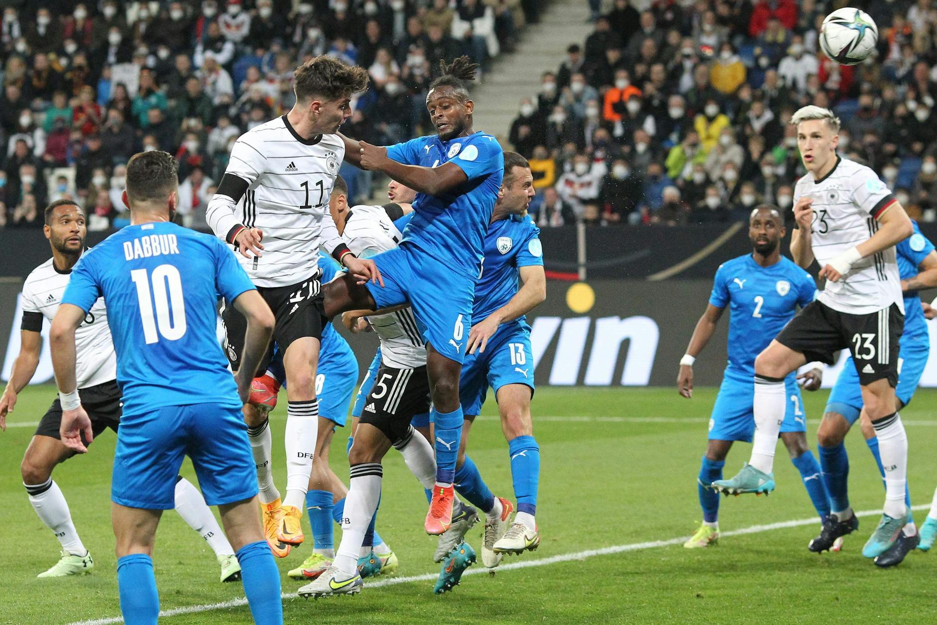 Kai Havertz (l.) machte das erste Tor für die deutsche Nationalmannschaft.