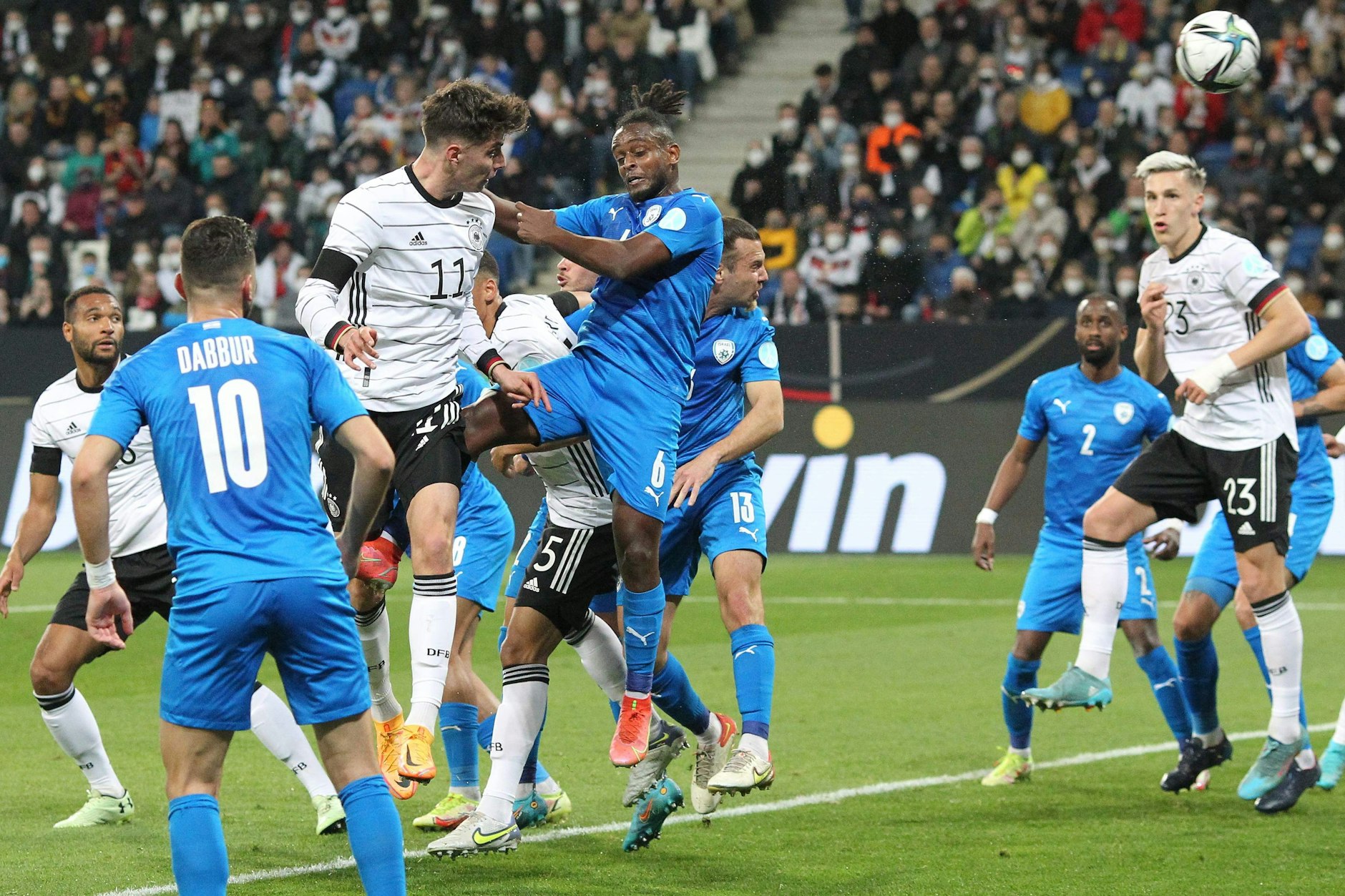 Kai Havertz (l.) machte das erste Tor für die deutsche Nationalmannschaft.