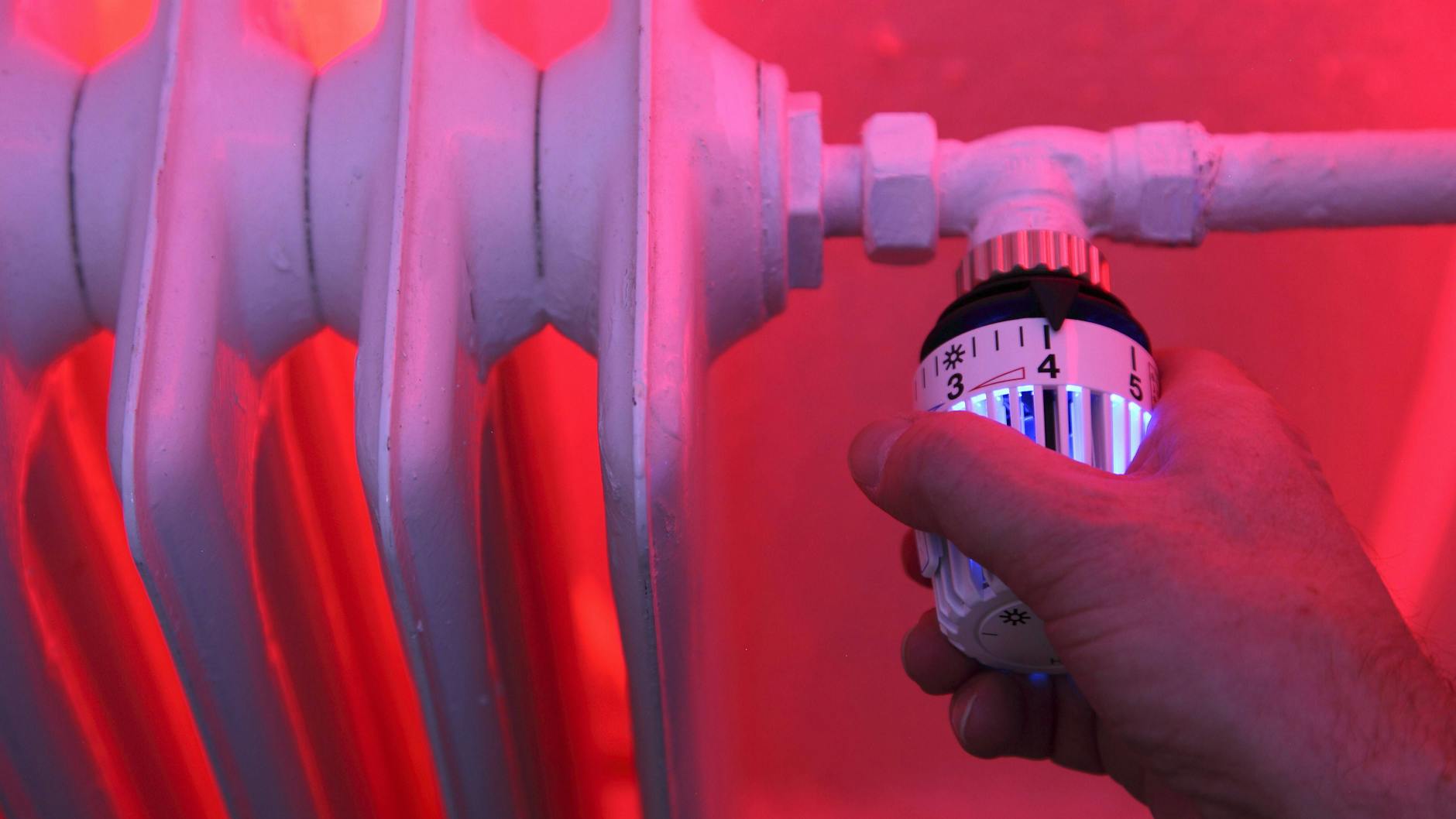 Die Heizungen in den Wohnungen sollen so lange wie möglich warm bleiben.