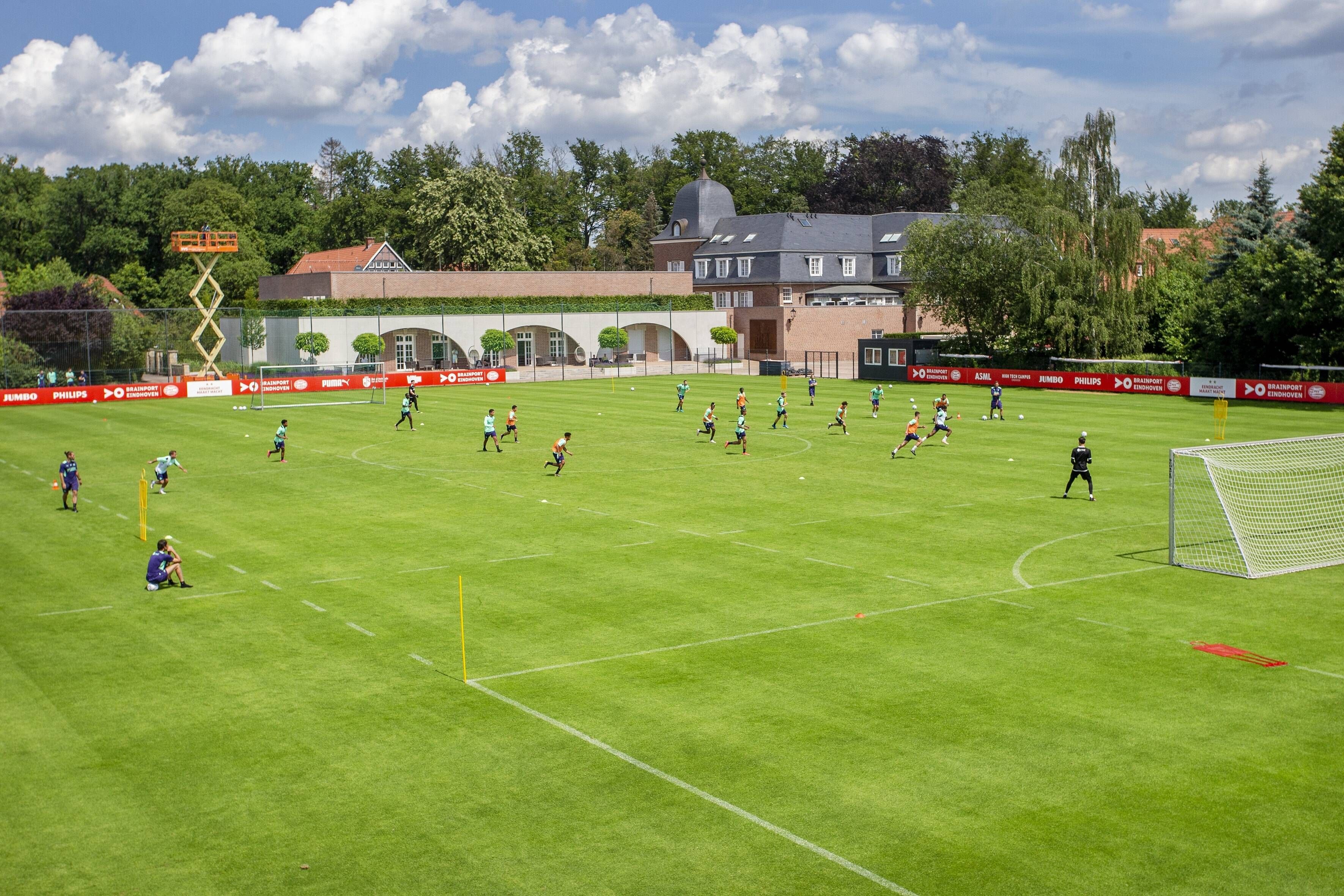 Image - Hertha BSC: Felix Magath ordnet Trainingslager in Ostwestfalen an