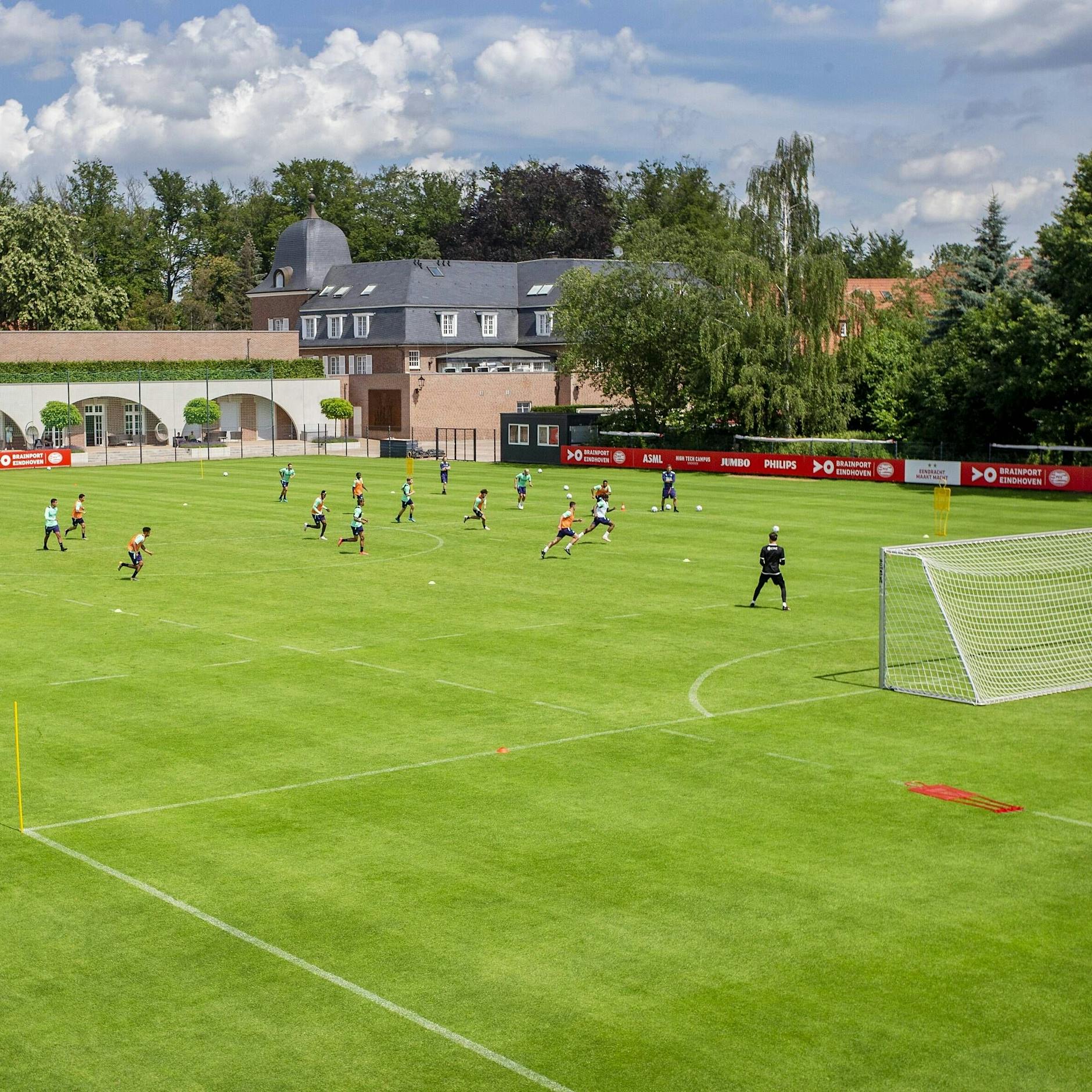 Hertha BSC: Felix Magath ordnet Trainingslager in Ostwestfalen an