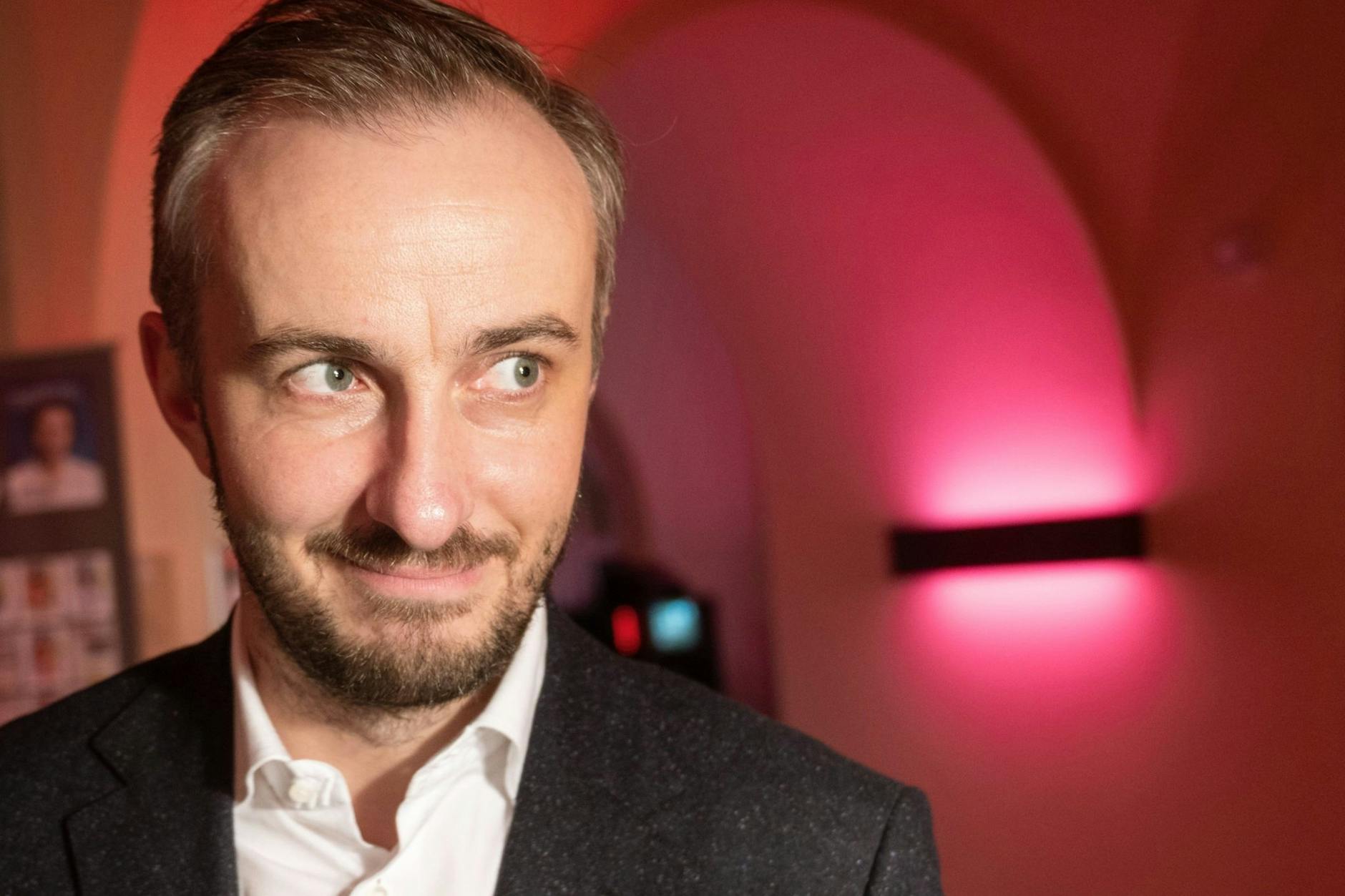 ZDF-Satiriker Jan Böhmermann kritisiert die Justiz.