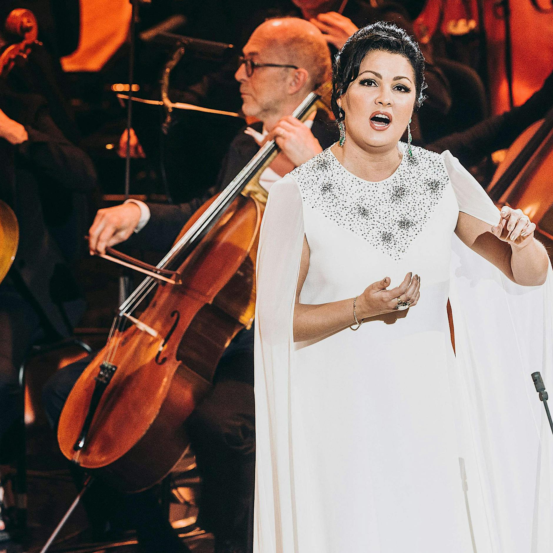 Anna Netrebko: Wegen Putin geächtet, Karriere zu Ende?