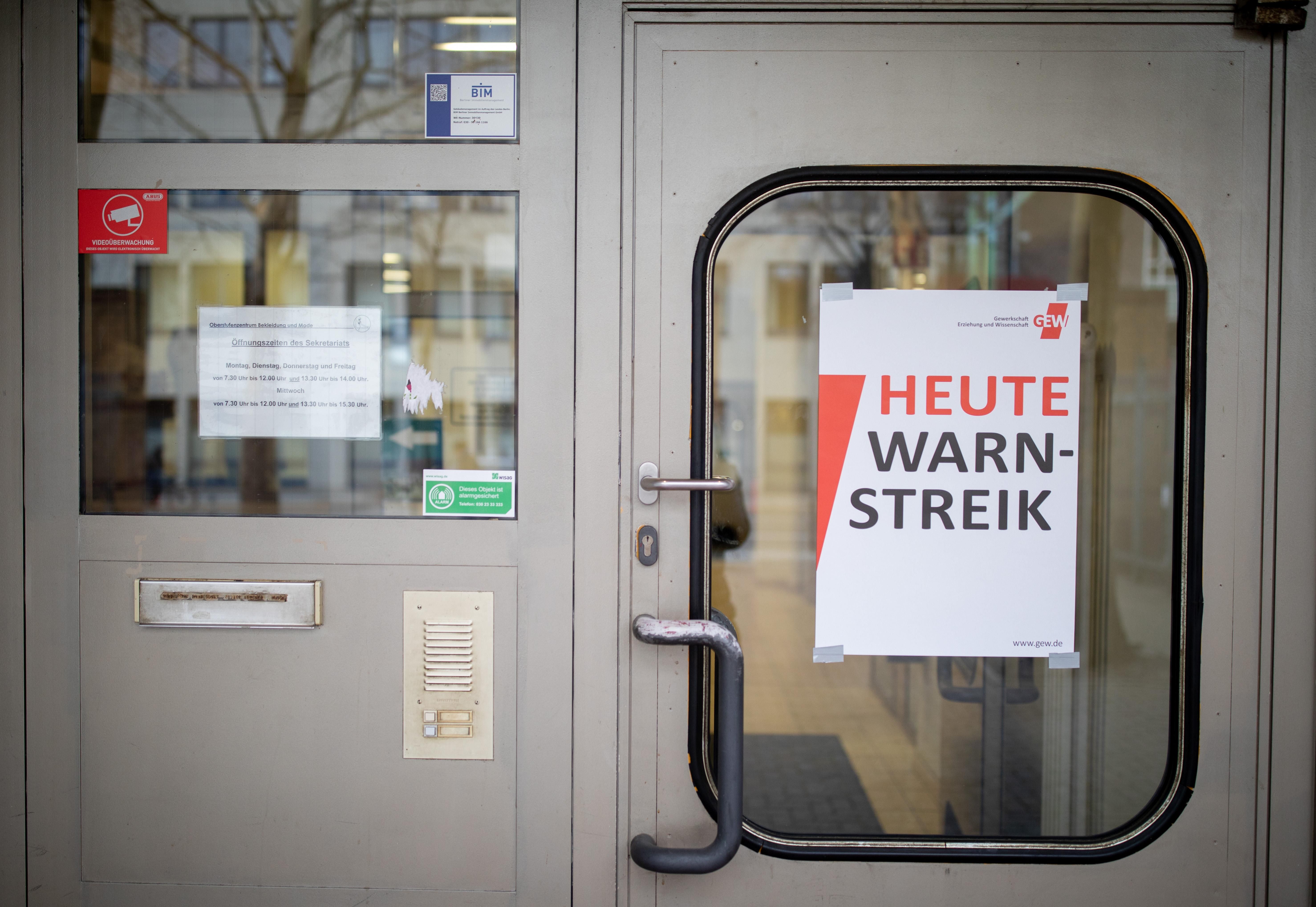 Image - Ausgerechnet am Prüfungstag für Abiturienten: Berliner Lehrer sollen streiken! DARUM geht’s