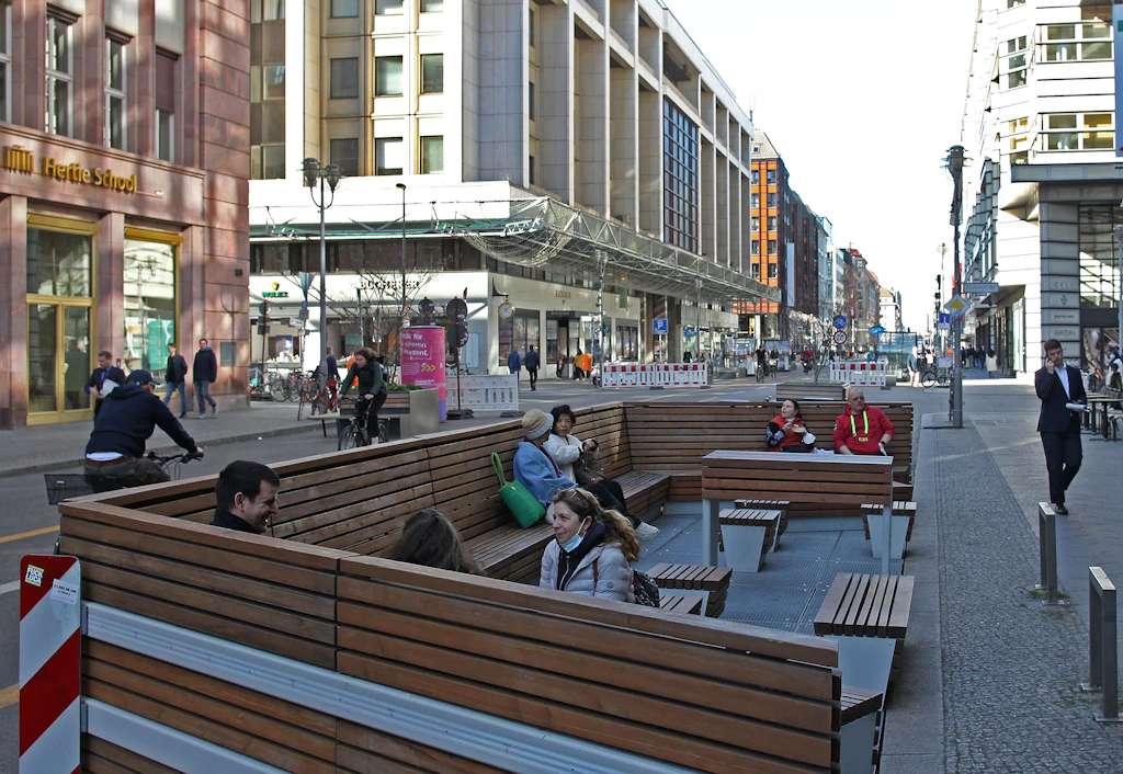 Friedrichstraße: Im Spätsommer werden Autos dauerhaft ausgesperrt