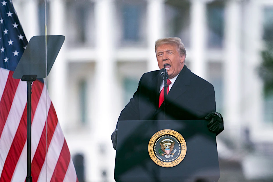 Der frühere US-Präsident Trump am 6. Januar 2021 bei einer Rede vor Anhängern, die später versuchten, das US-Kapitol zu stürmen.
