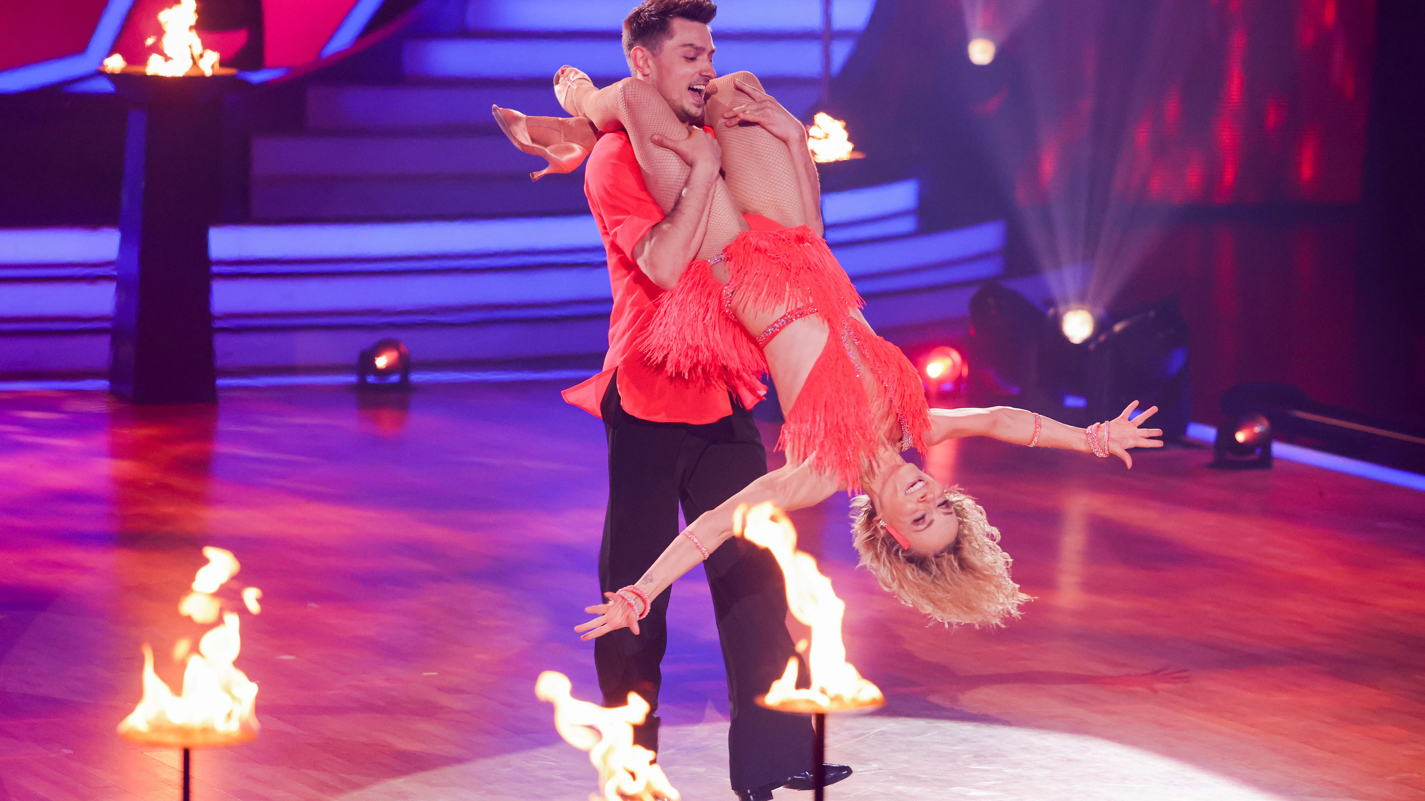 „Let’s Dance“: Janin Ullmann und ihr Tanzpartner Zsolt Sándor Cseke bekommen immer ziemlich gute Jury-Noten.