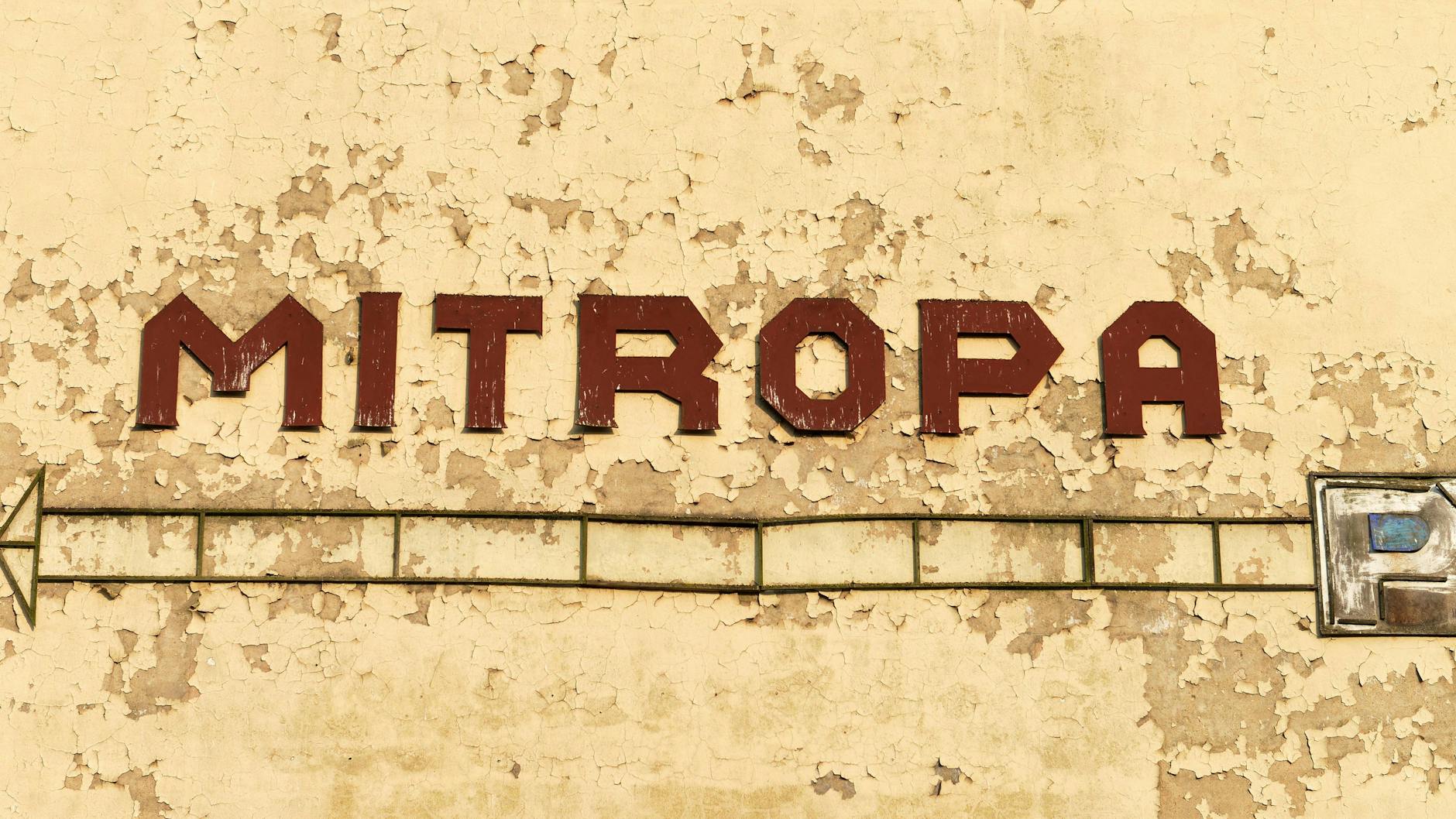 Kennen Sie diesen Schriftzug noch? Unter dem Namen MITROPA wurden auch in der DDR Speisewagen und Bahnhofsgaststätten betrieben.