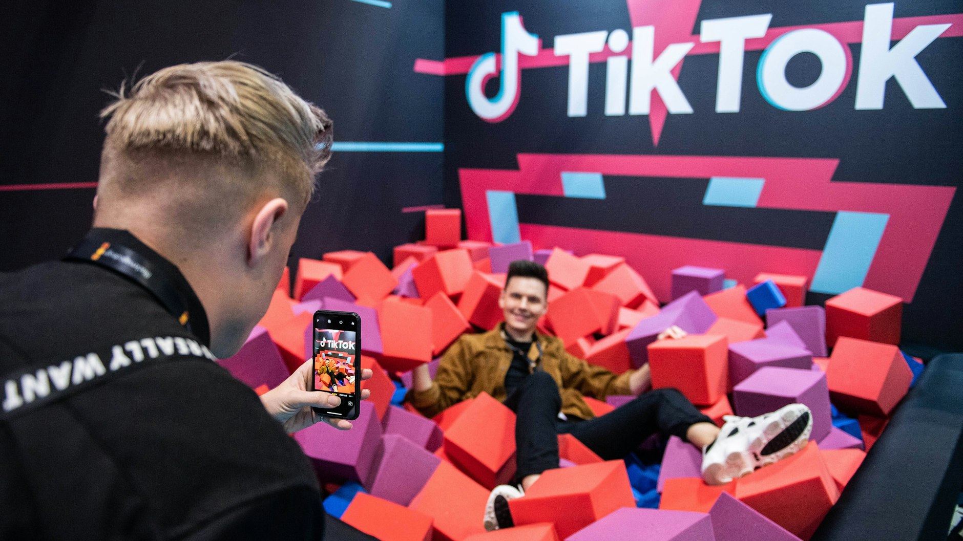 Influencer bei TikTok sind für das Unternehmen ein super Geschäft.
