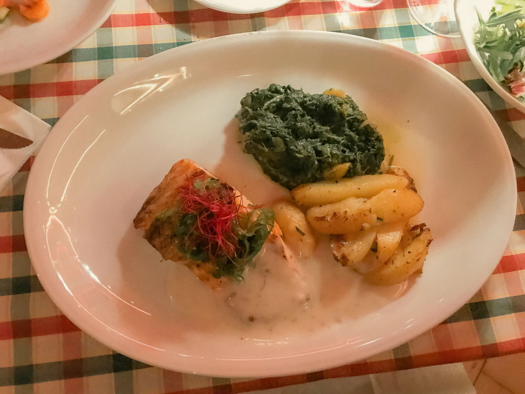 Griechisch Essen ohne Klischees? Dann auf ins Kreuzberger Restaurant „Z“